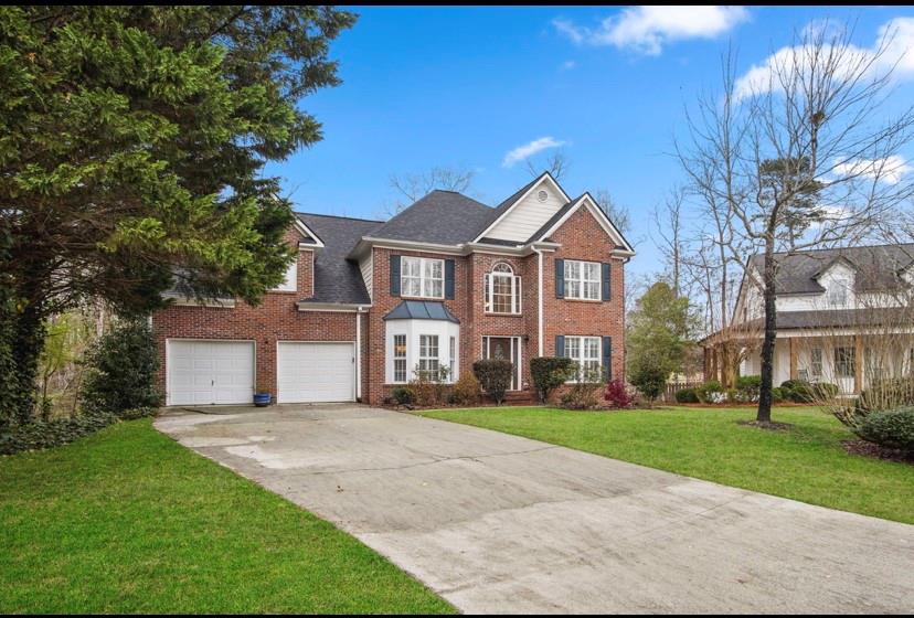 383 Thorntree Court