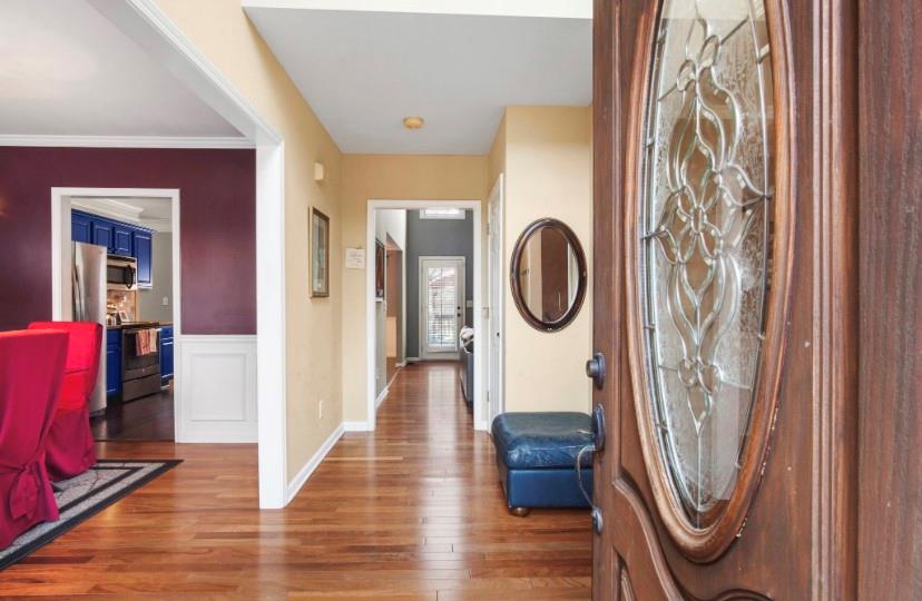 383 Thorntree Court