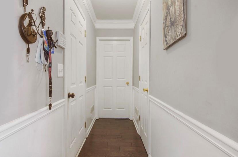 383 Thorntree Court