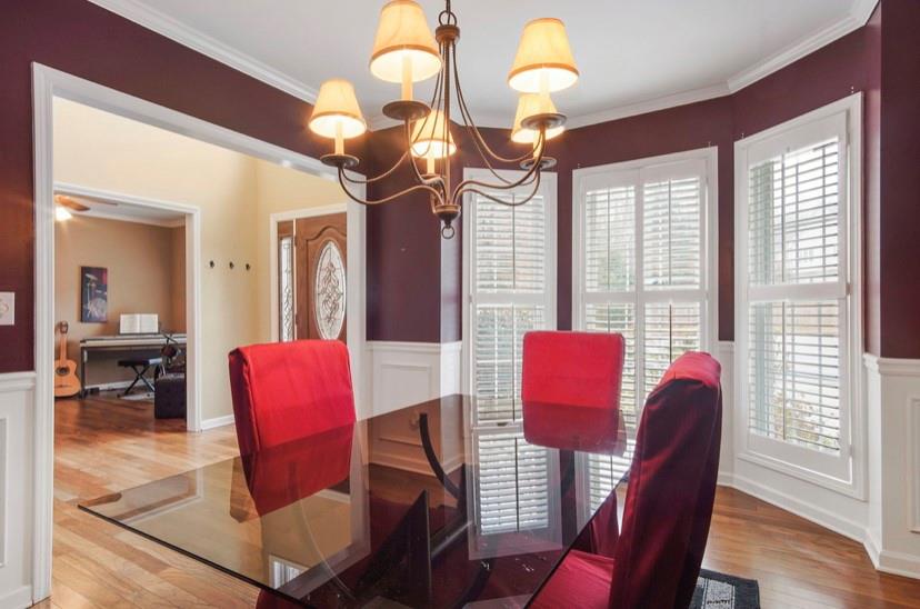 383 Thorntree Court