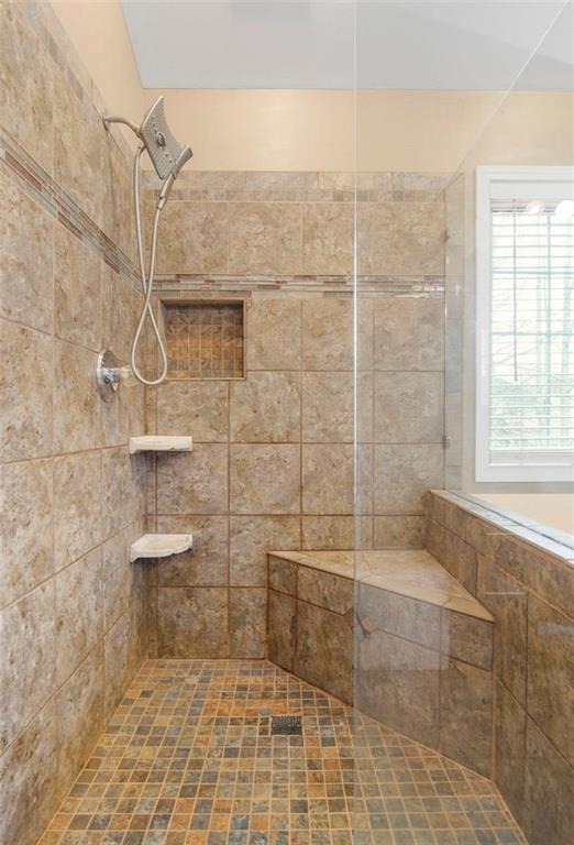 383 Thorntree Court
