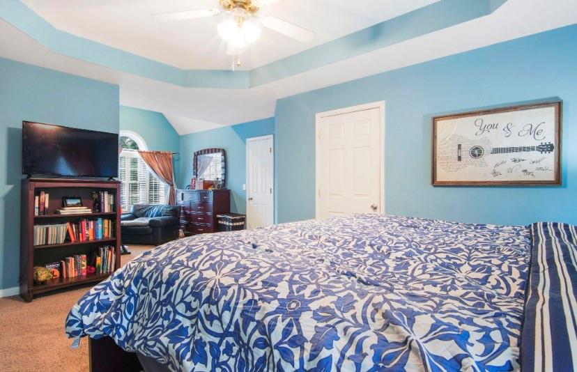 383 Thorntree Court
