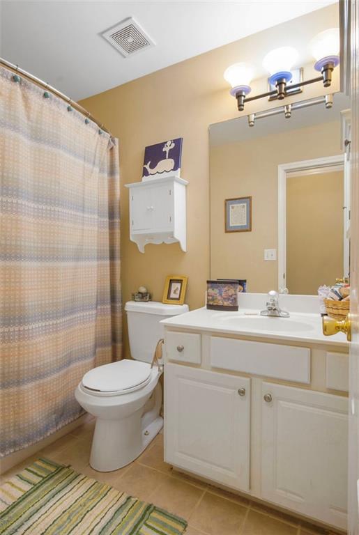 383 Thorntree Court