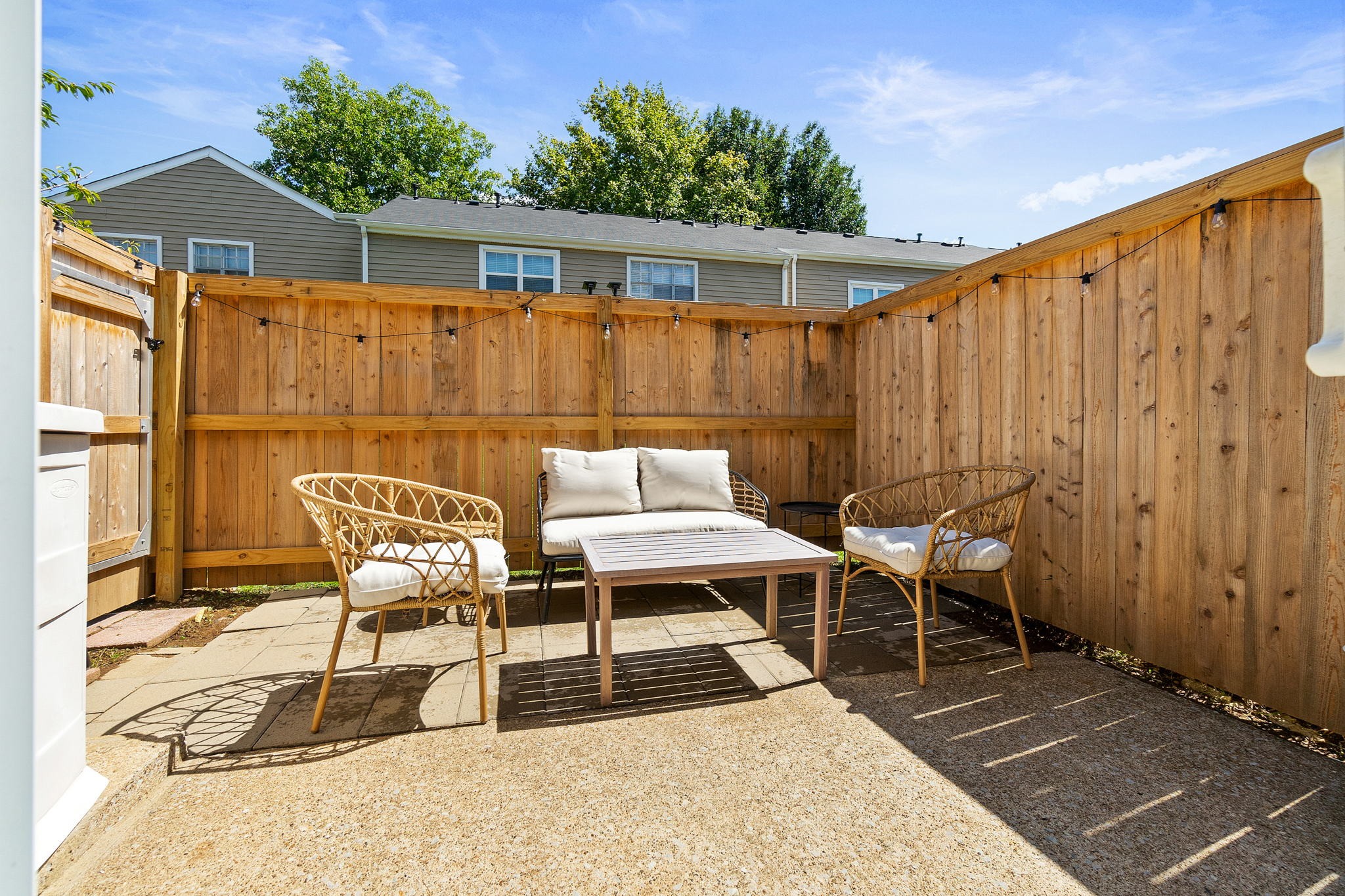 1407 Granville Rd