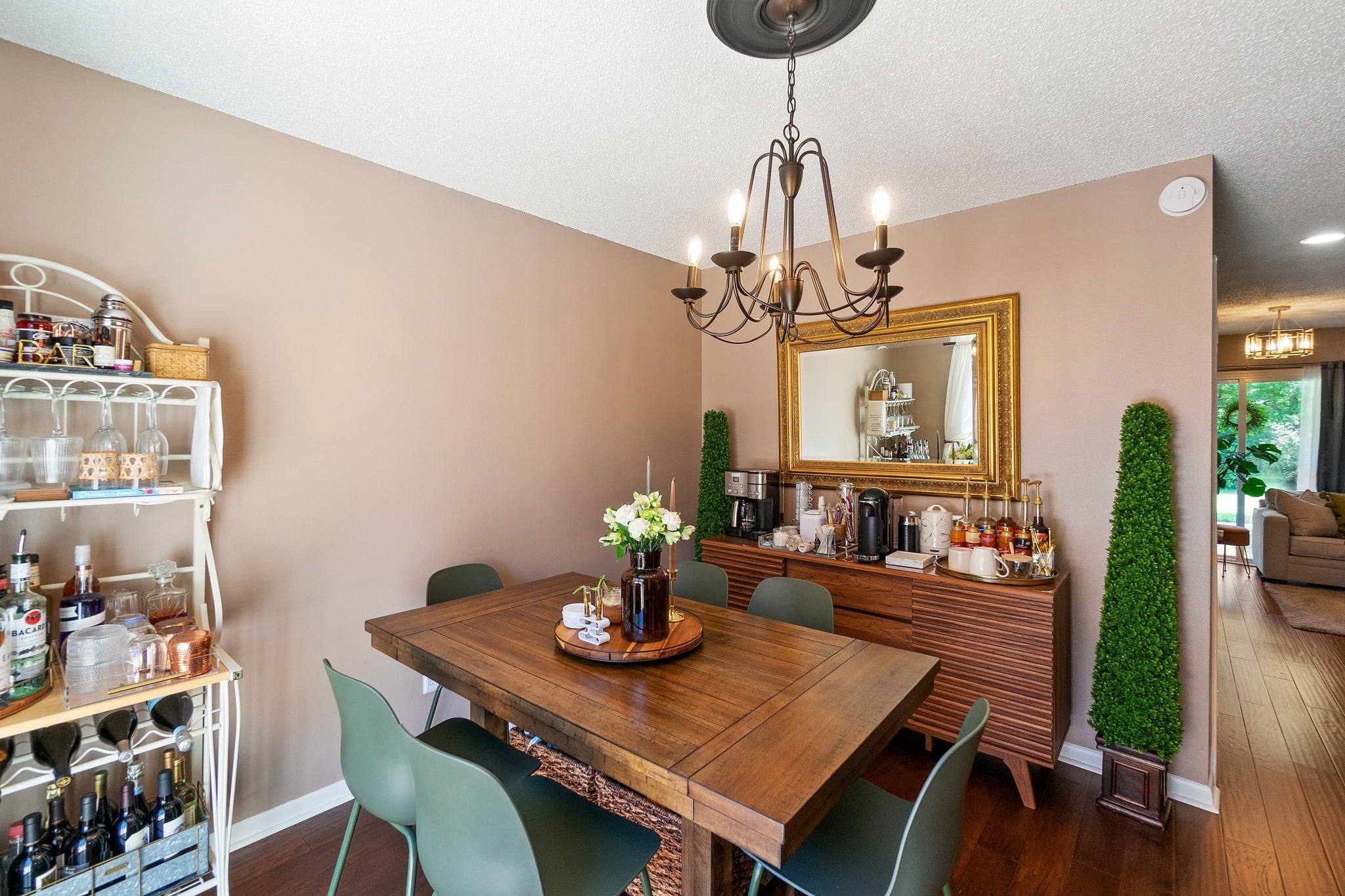 1407 Granville Rd