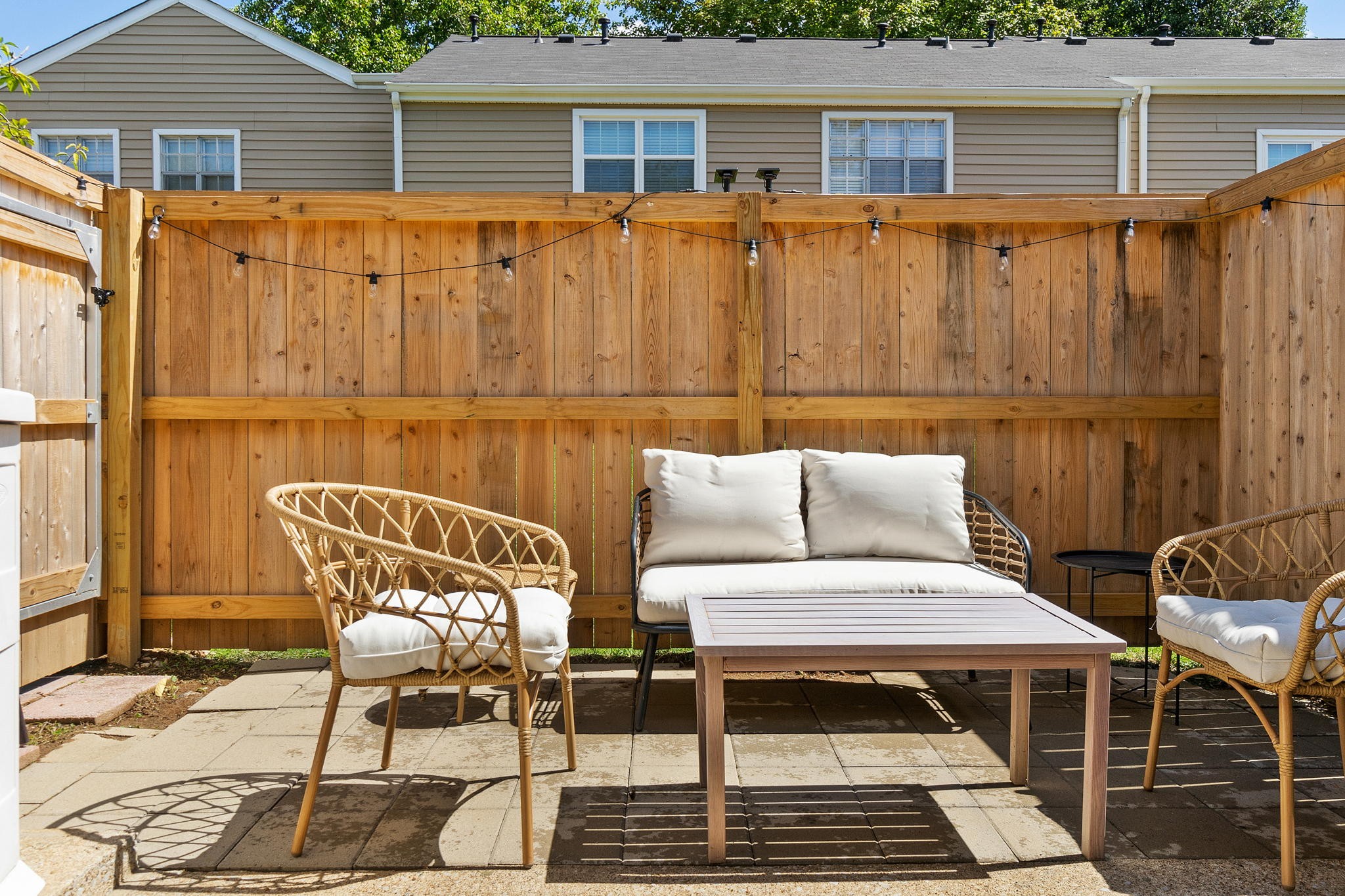 1407 Granville Rd