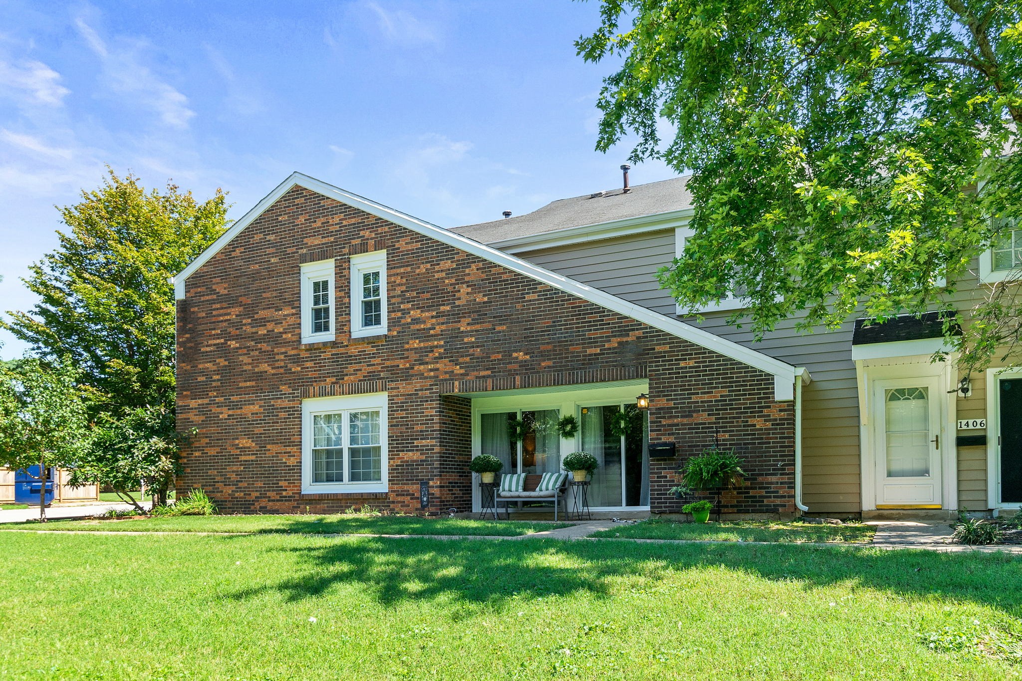 1407 Granville Rd