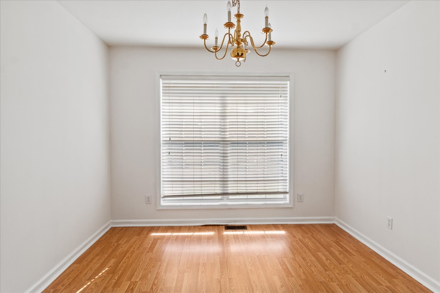 3105 Jeffrey Ct