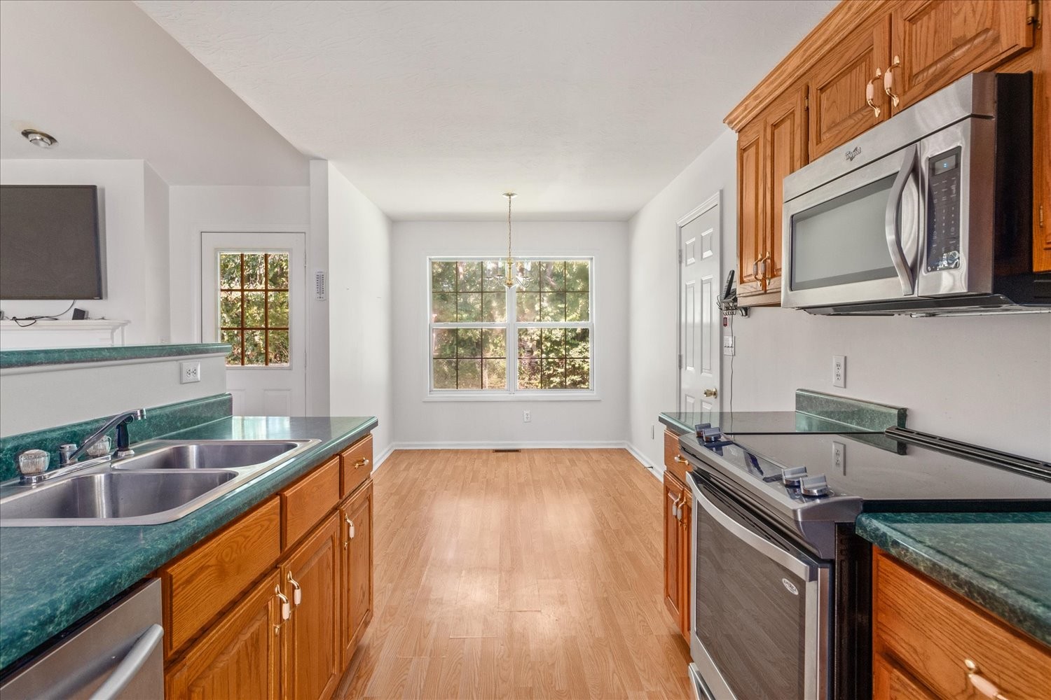 3105 Jeffrey Ct