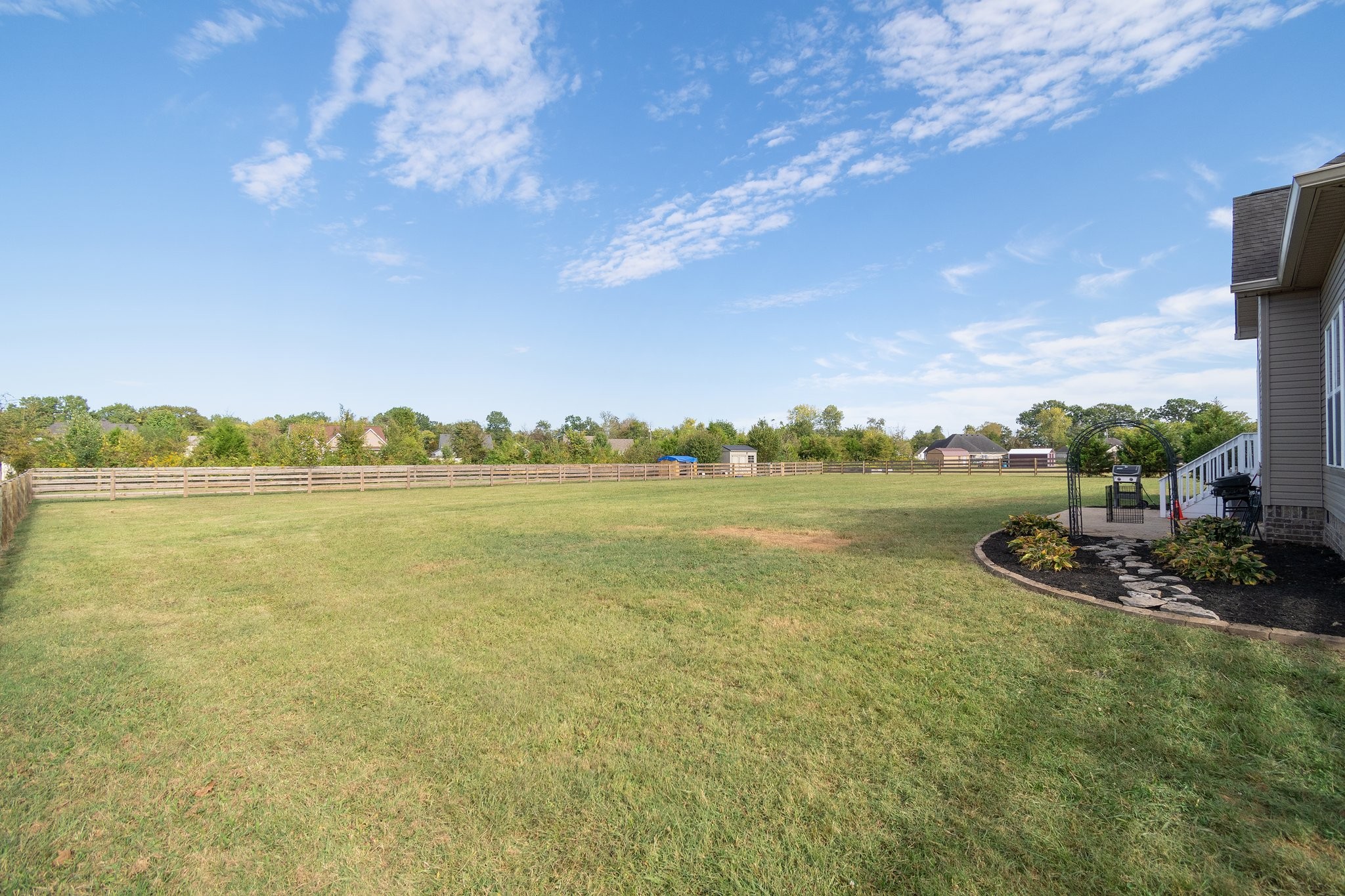 1539 Azalee Ln