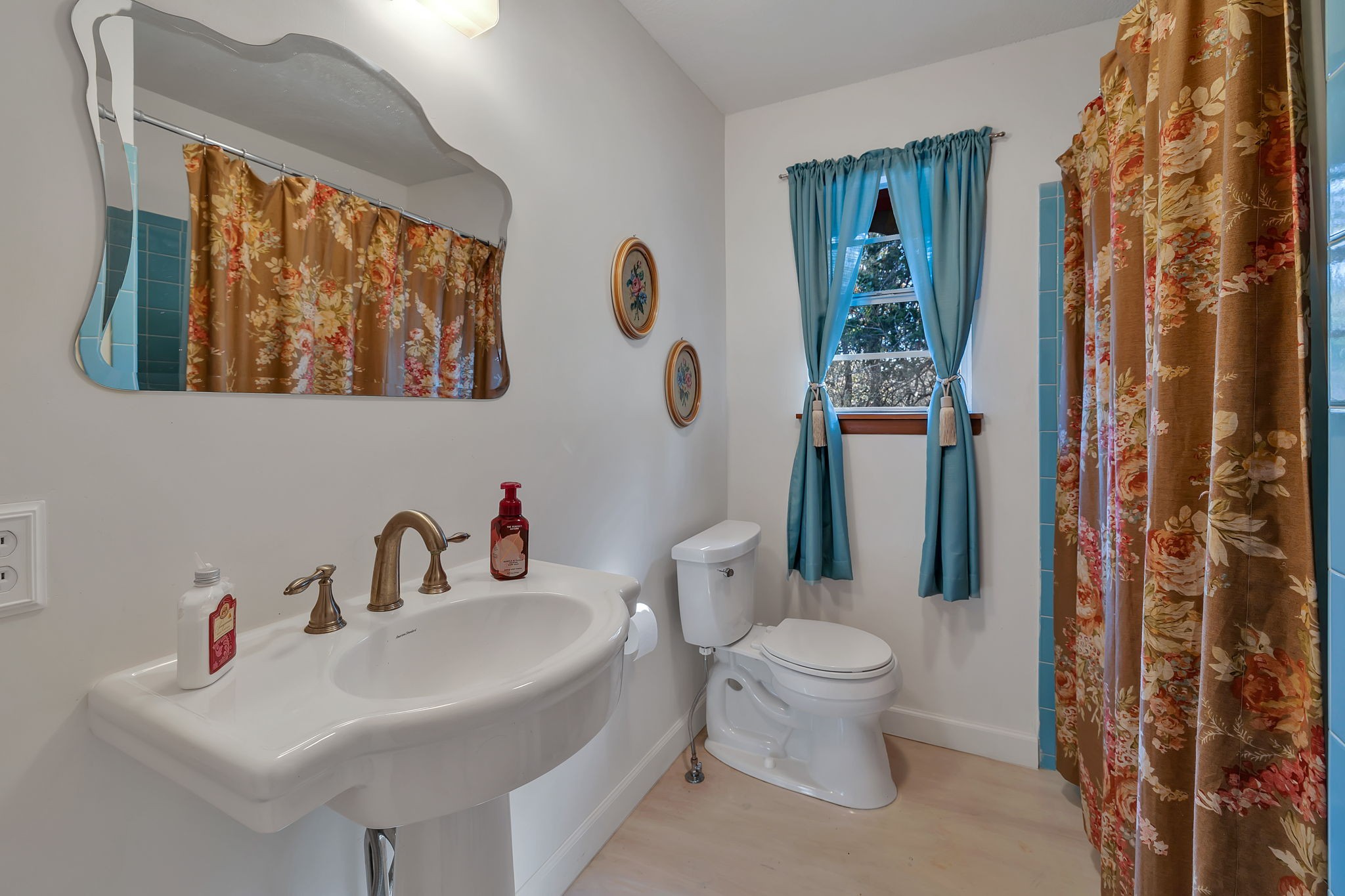 214 Mullican Dr
