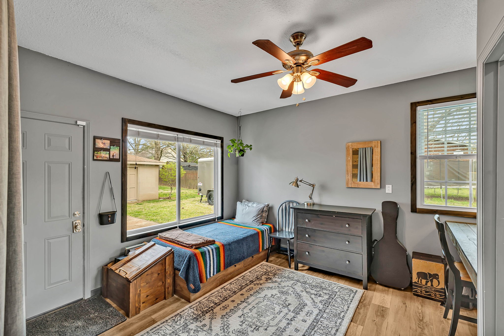 525 Chester Ave