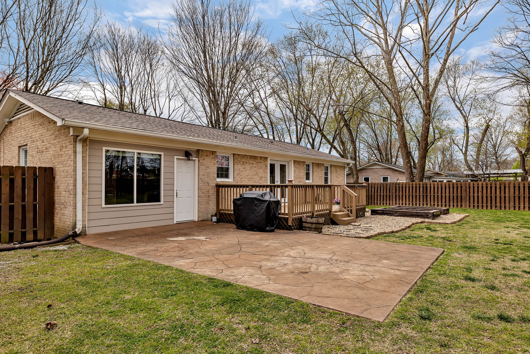 525 Chester Ave