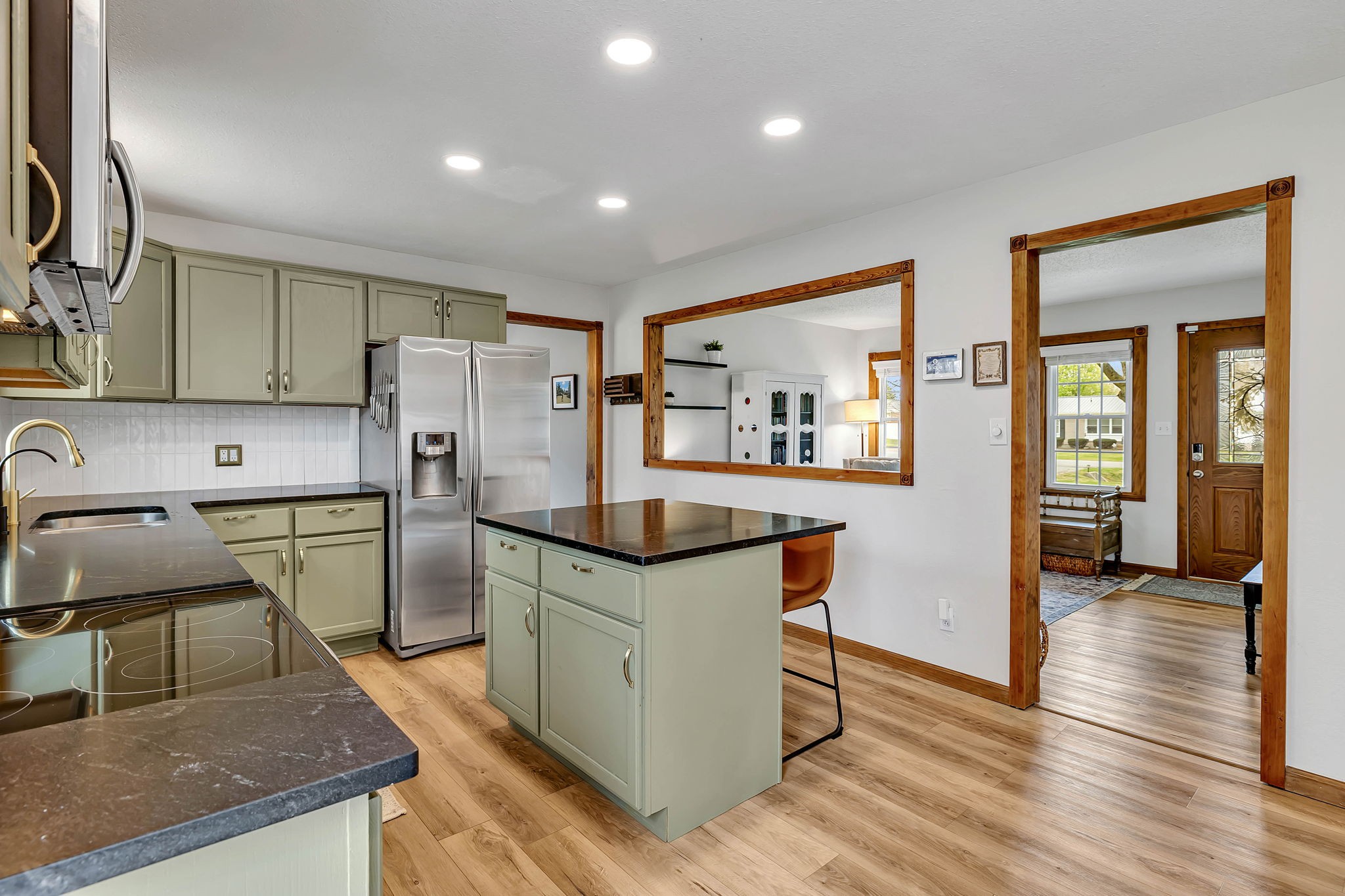 525 Chester Ave