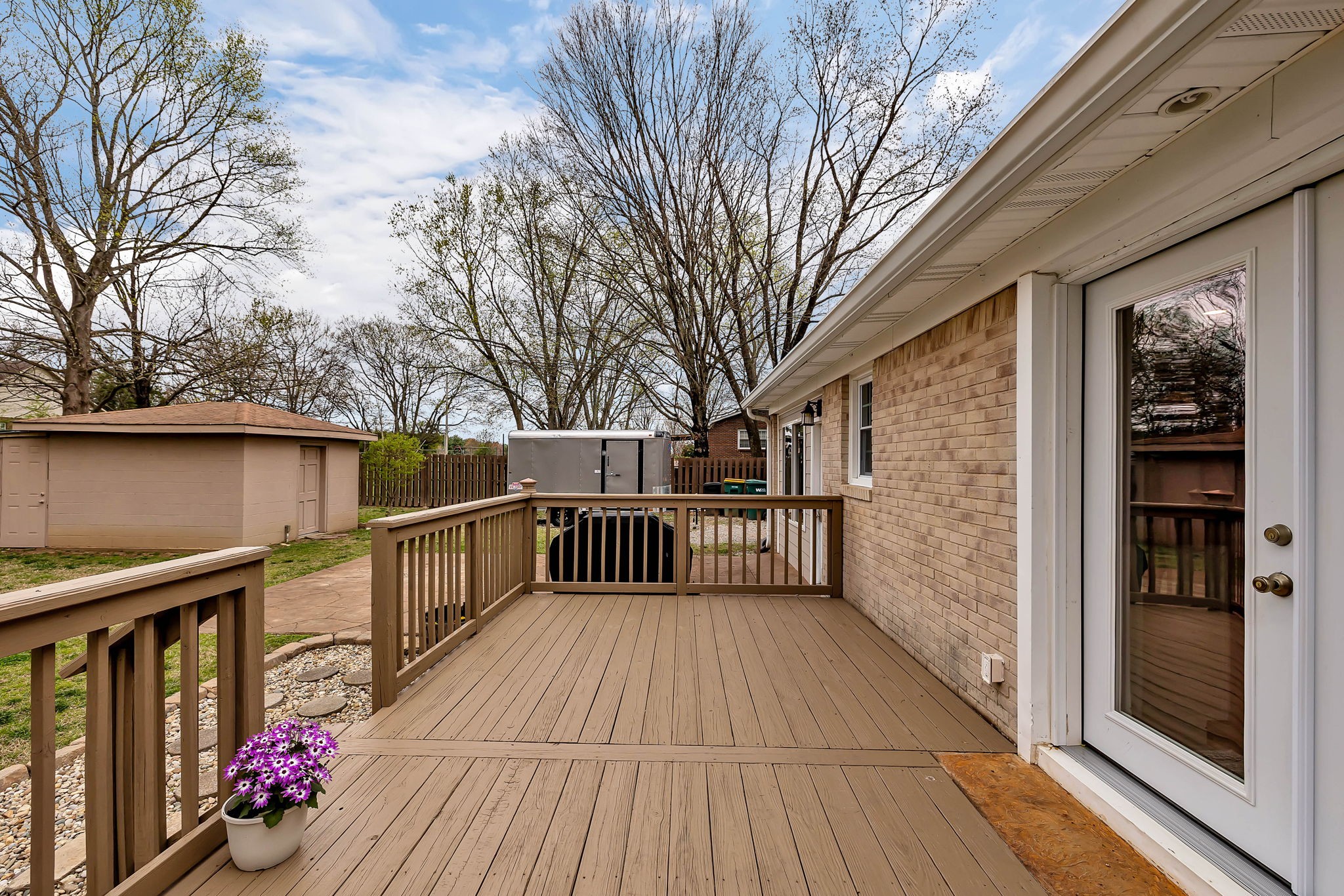 525 Chester Ave