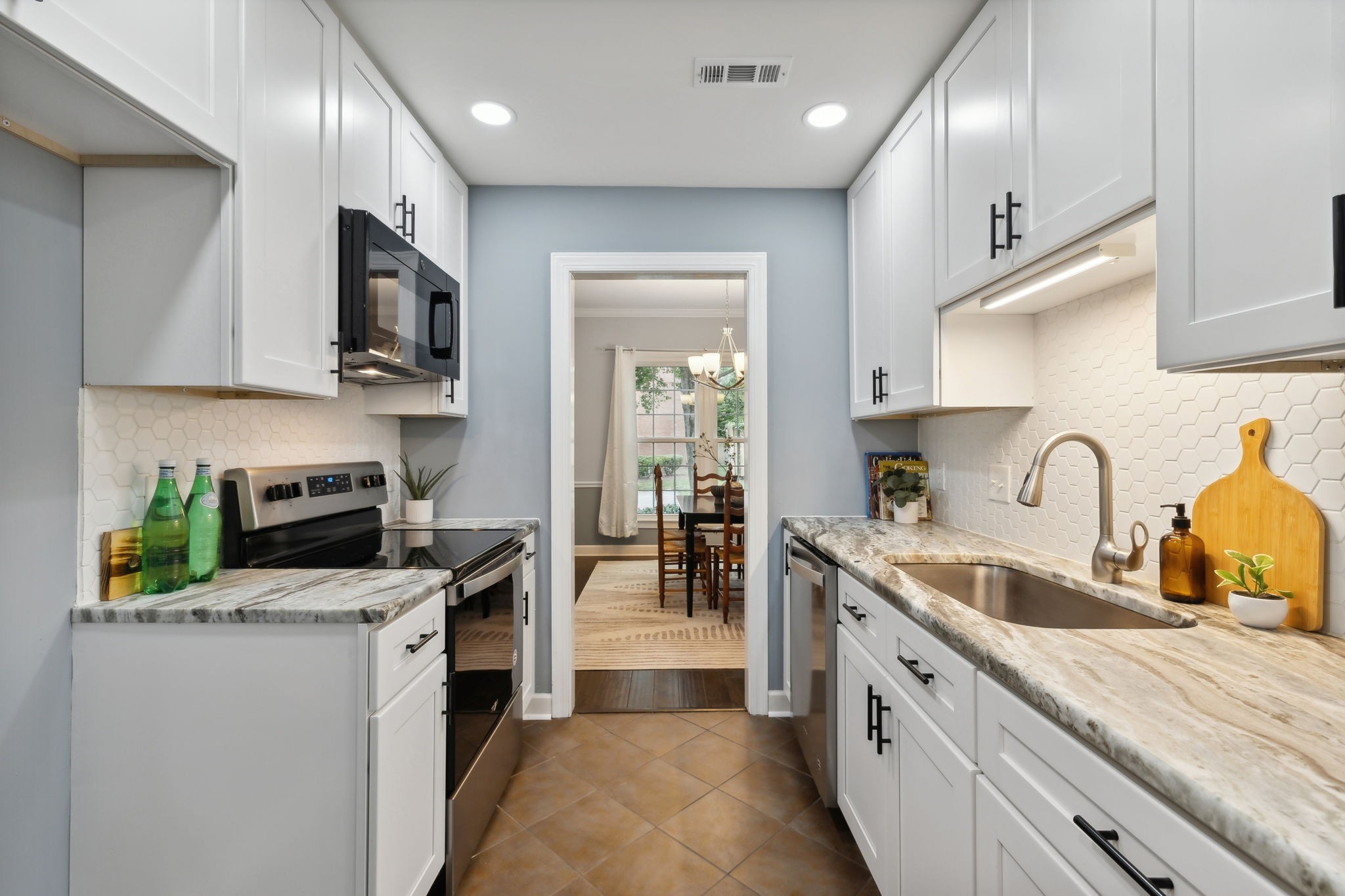 107 Westwood Trce