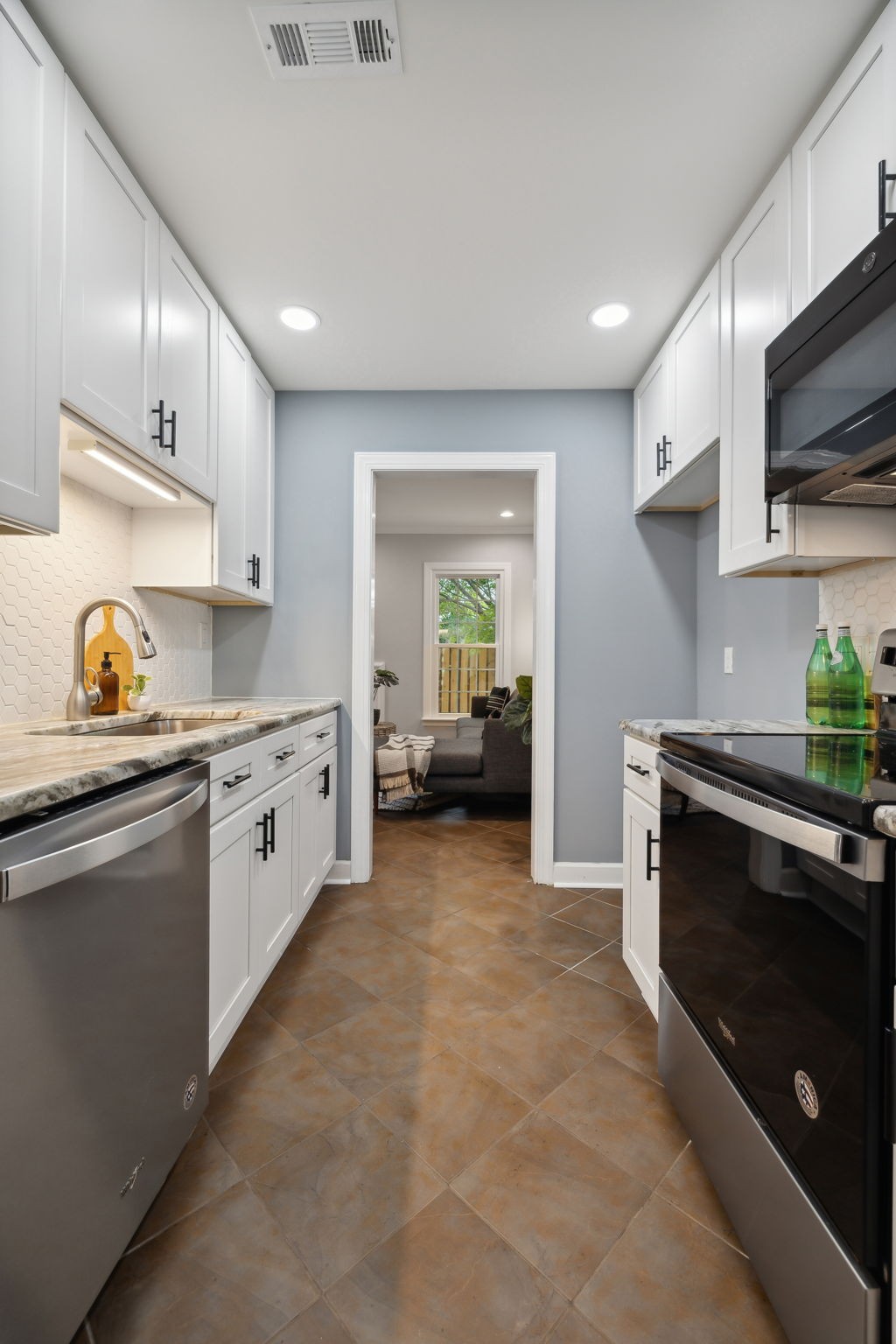 107 Westwood Trce
