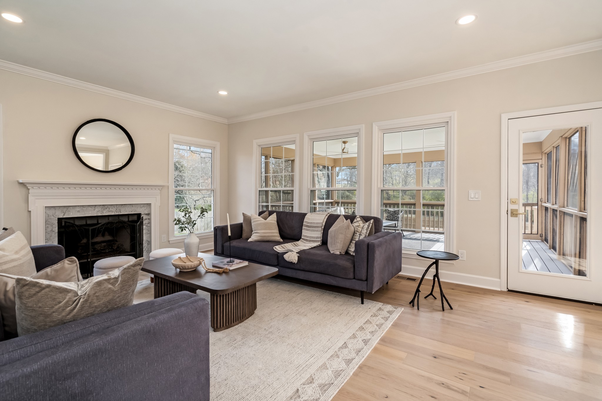 9365 Ansley Ln