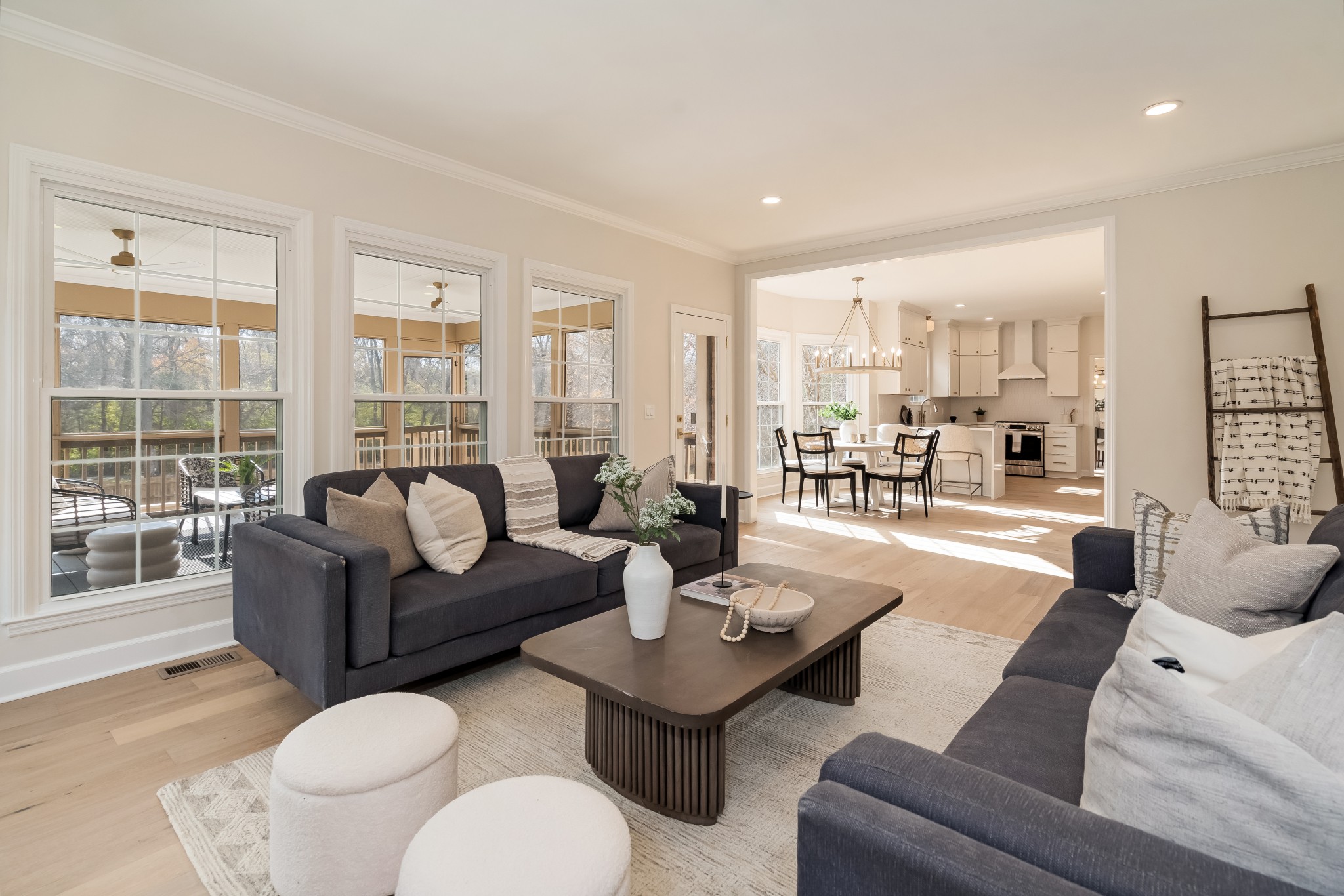 9365 Ansley Ln