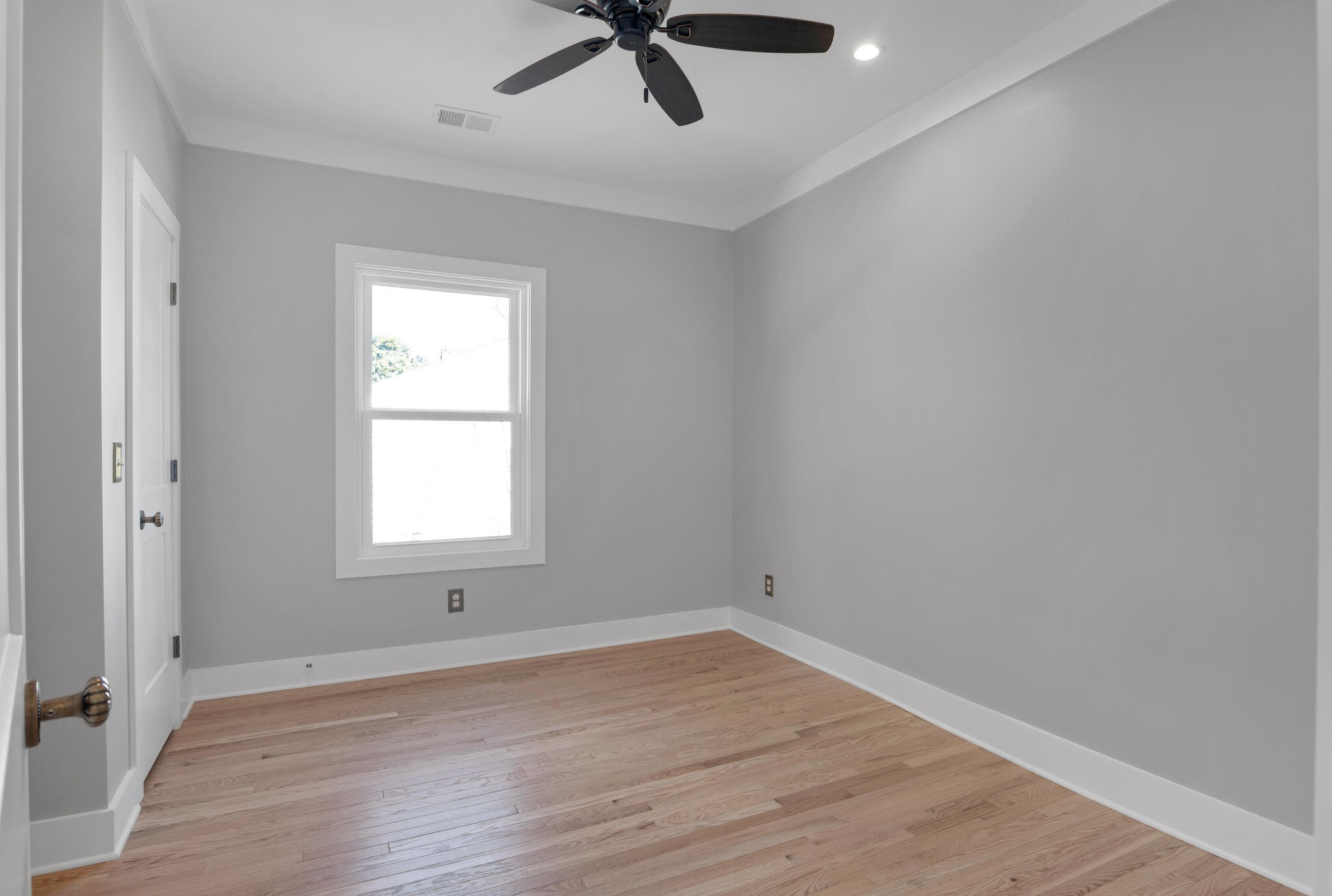 1168 Brookwood Ave