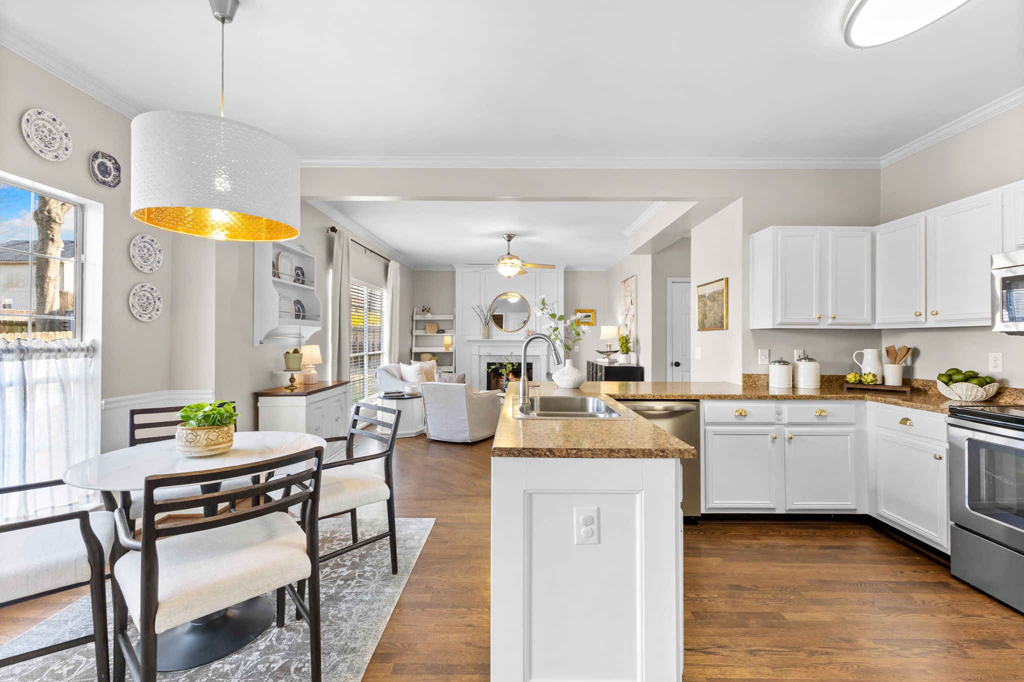 116 Golden Meadow Ln