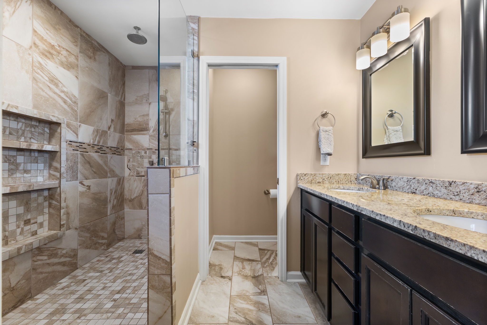 116 Golden Meadow Ln