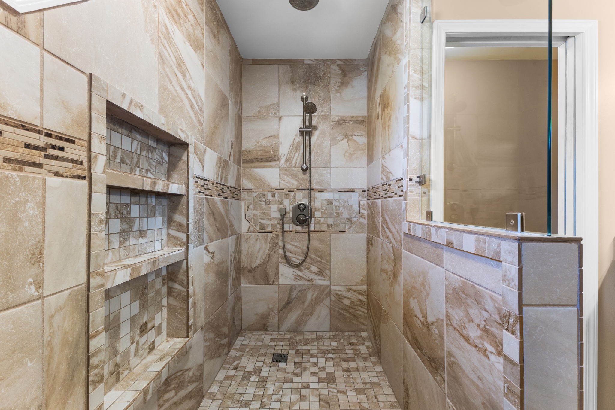 116 Golden Meadow Ln