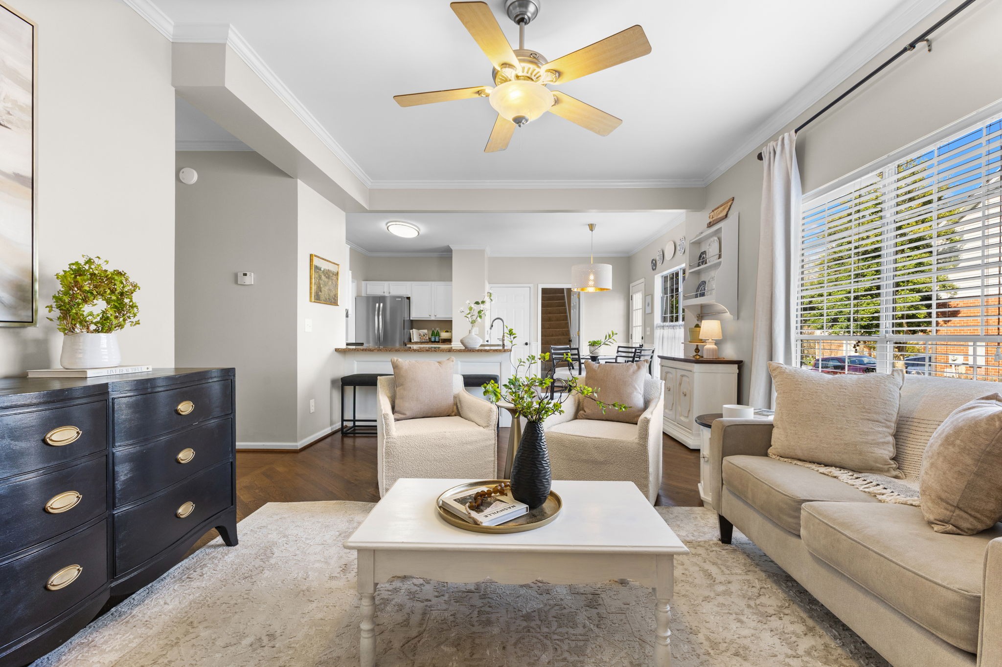 116 Golden Meadow Ln