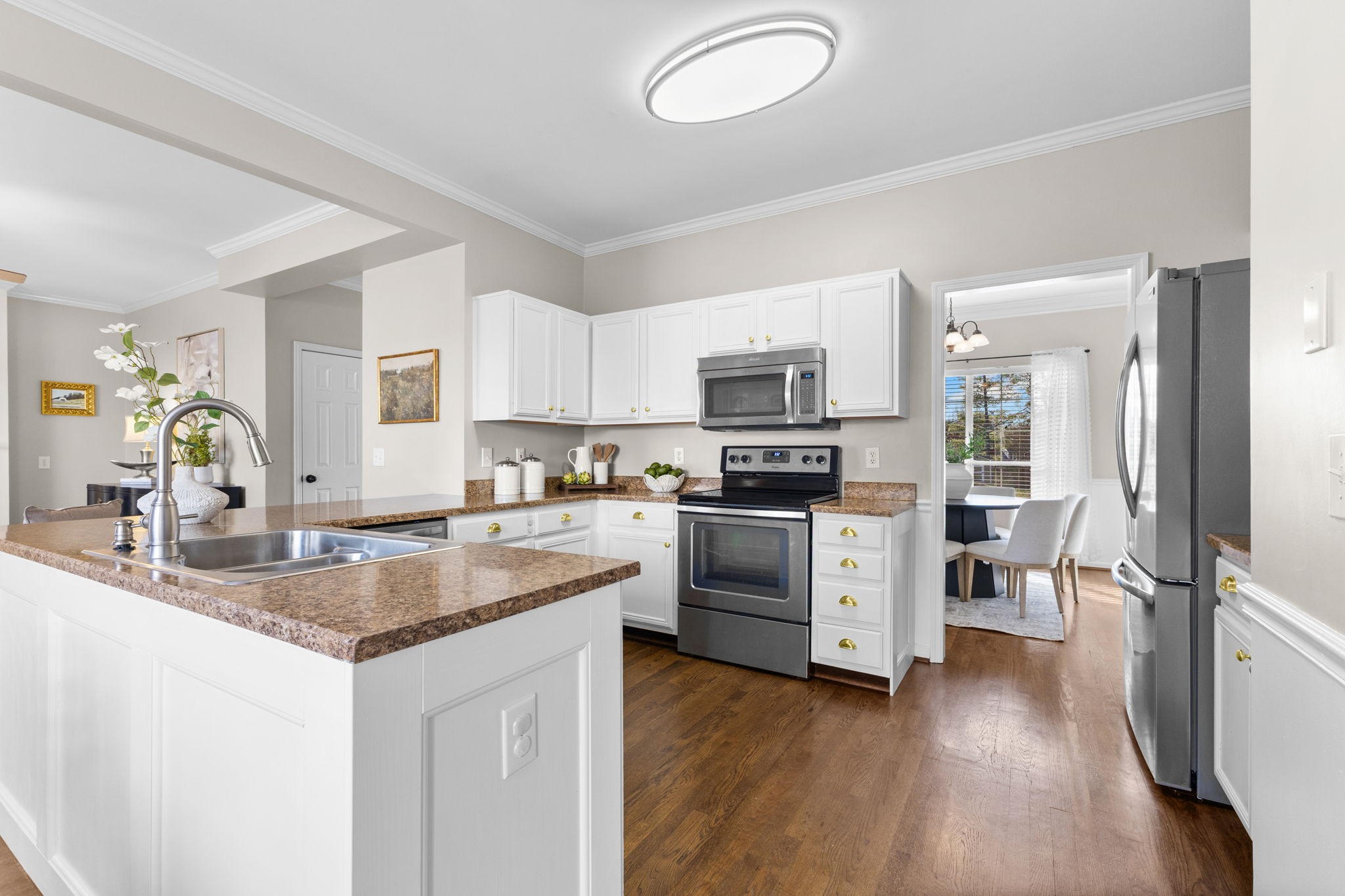 116 Golden Meadow Ln