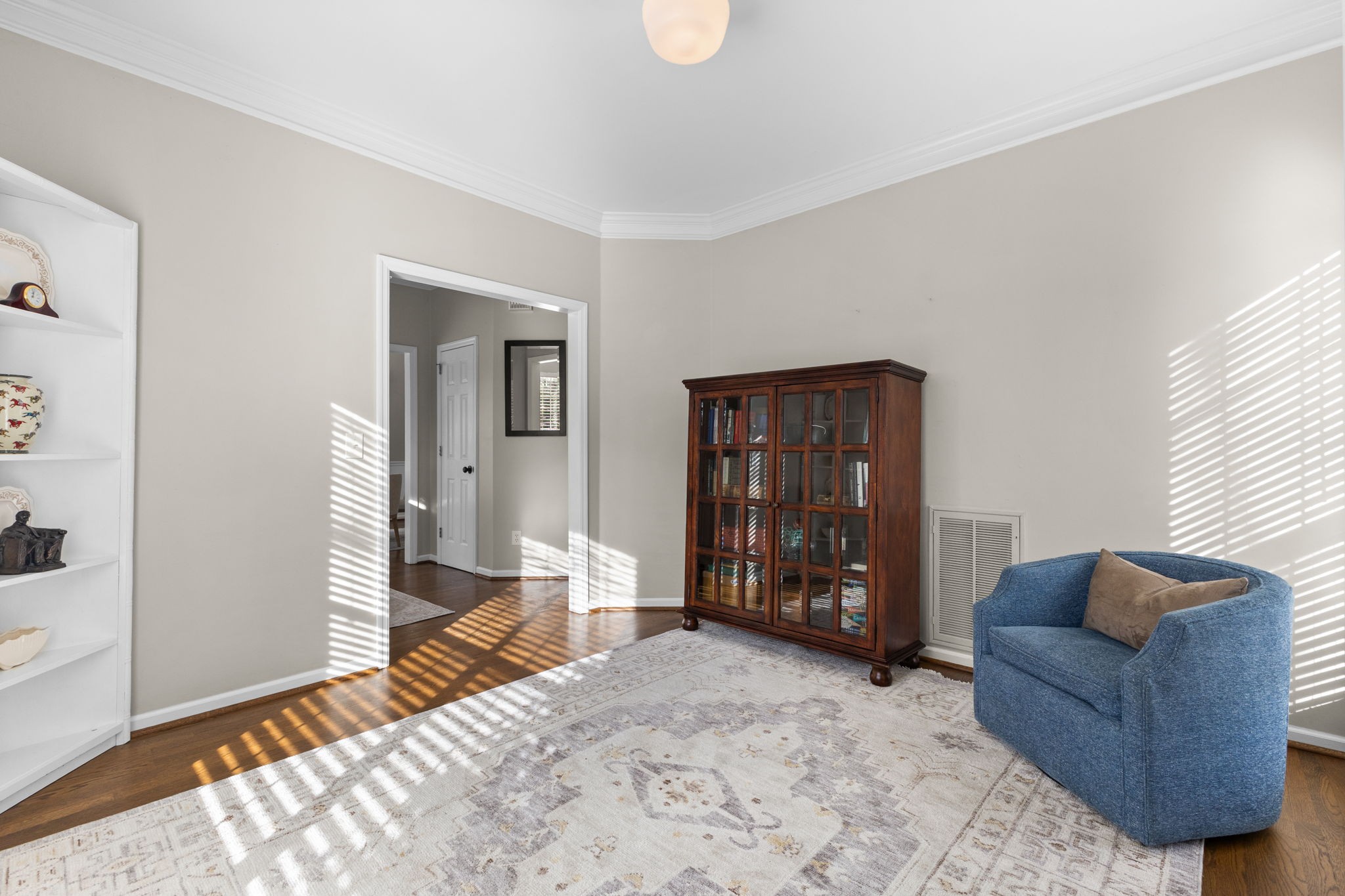 116 Golden Meadow Ln