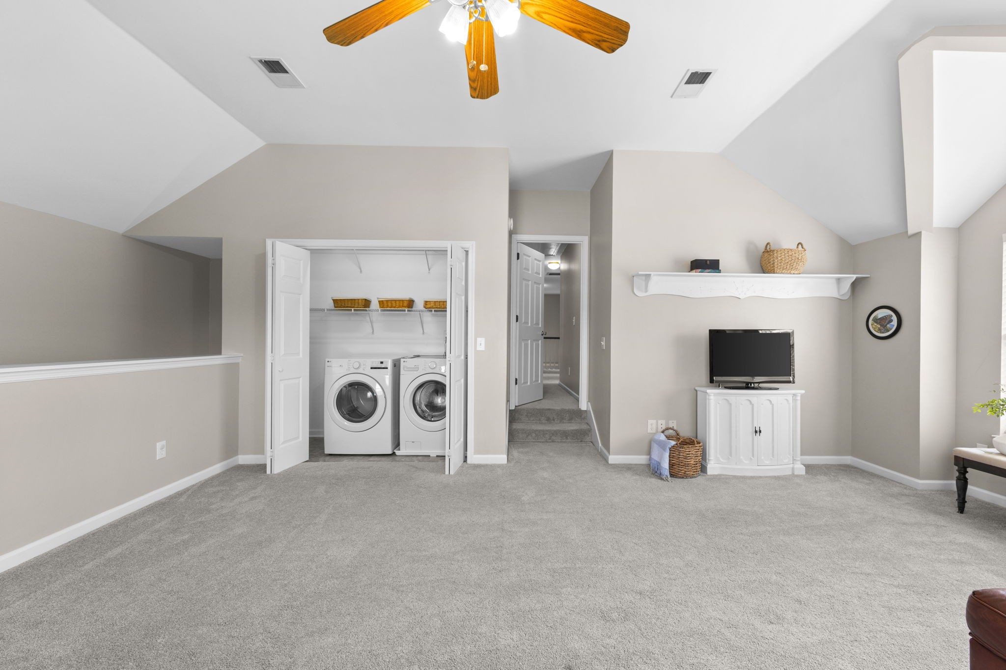 116 Golden Meadow Ln