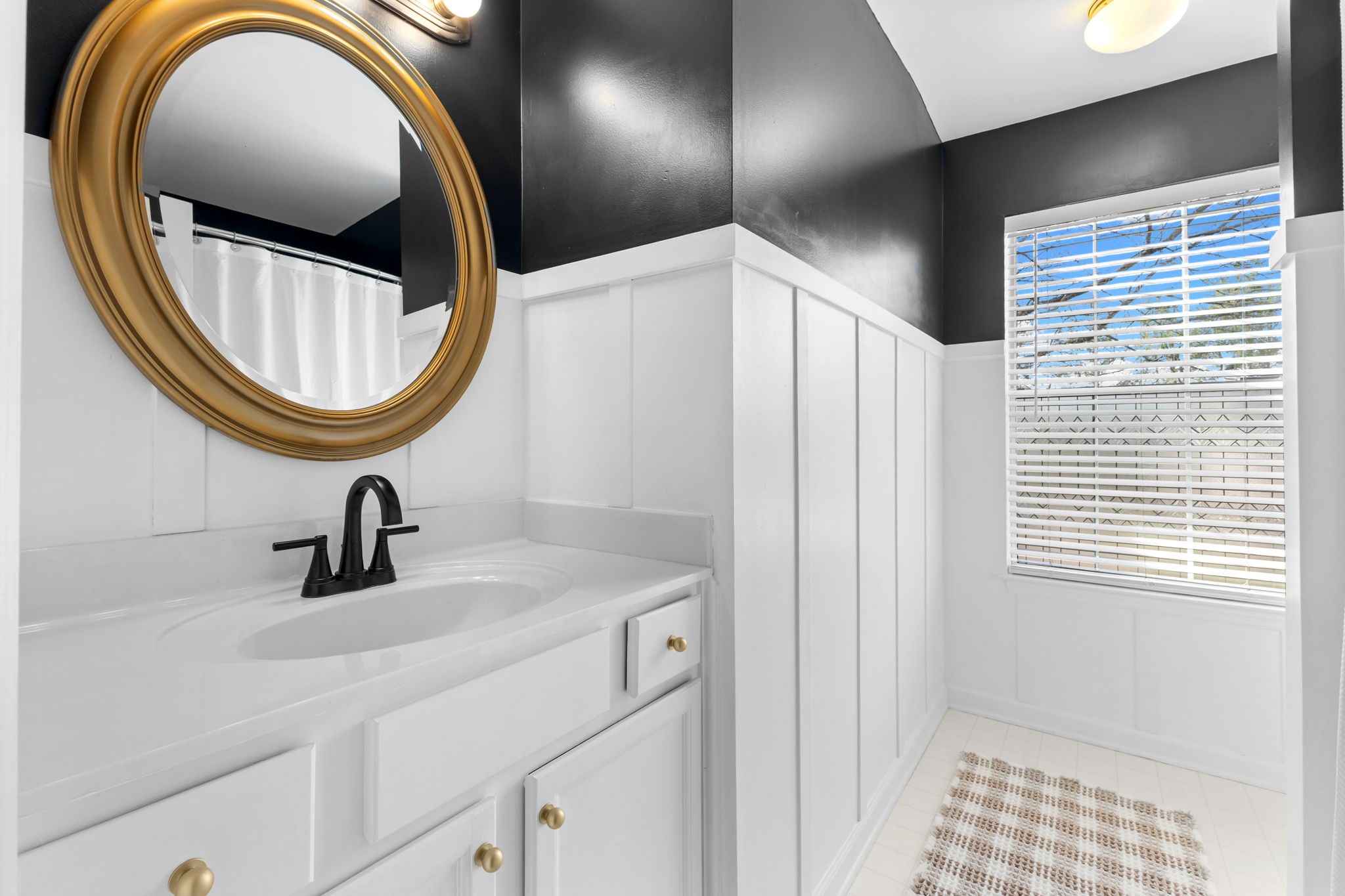 116 Golden Meadow Ln