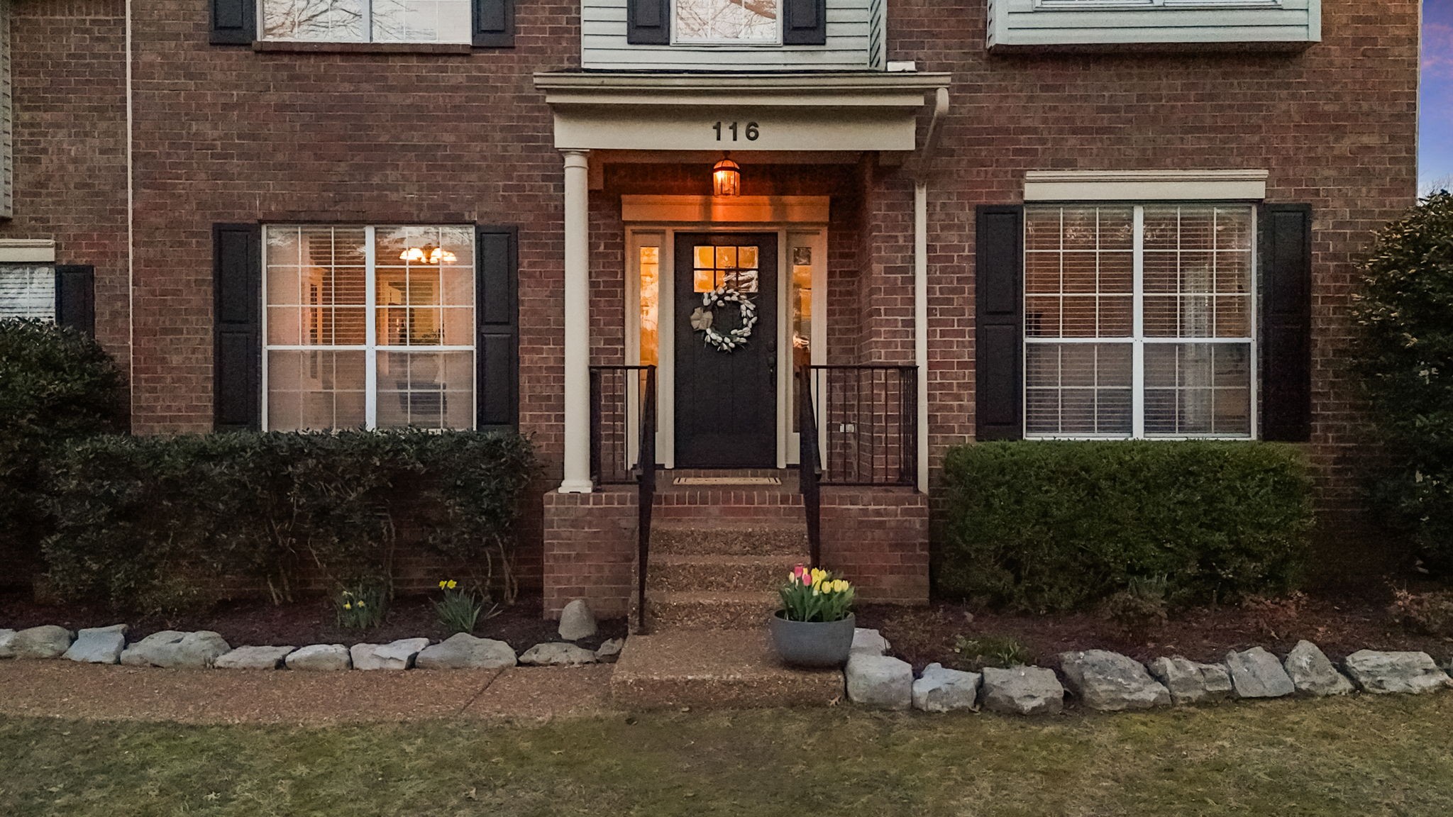 116 Golden Meadow Ln