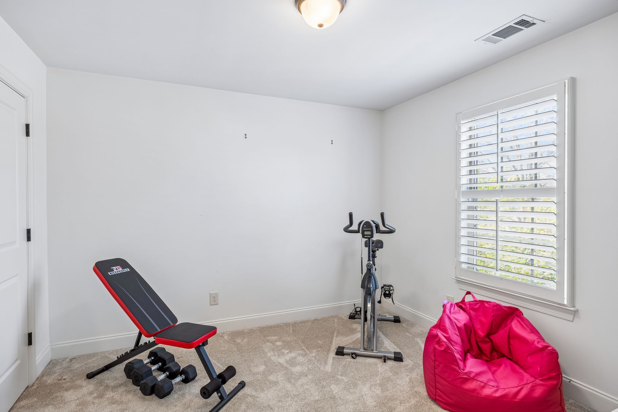 122 Stream Valley Blvd