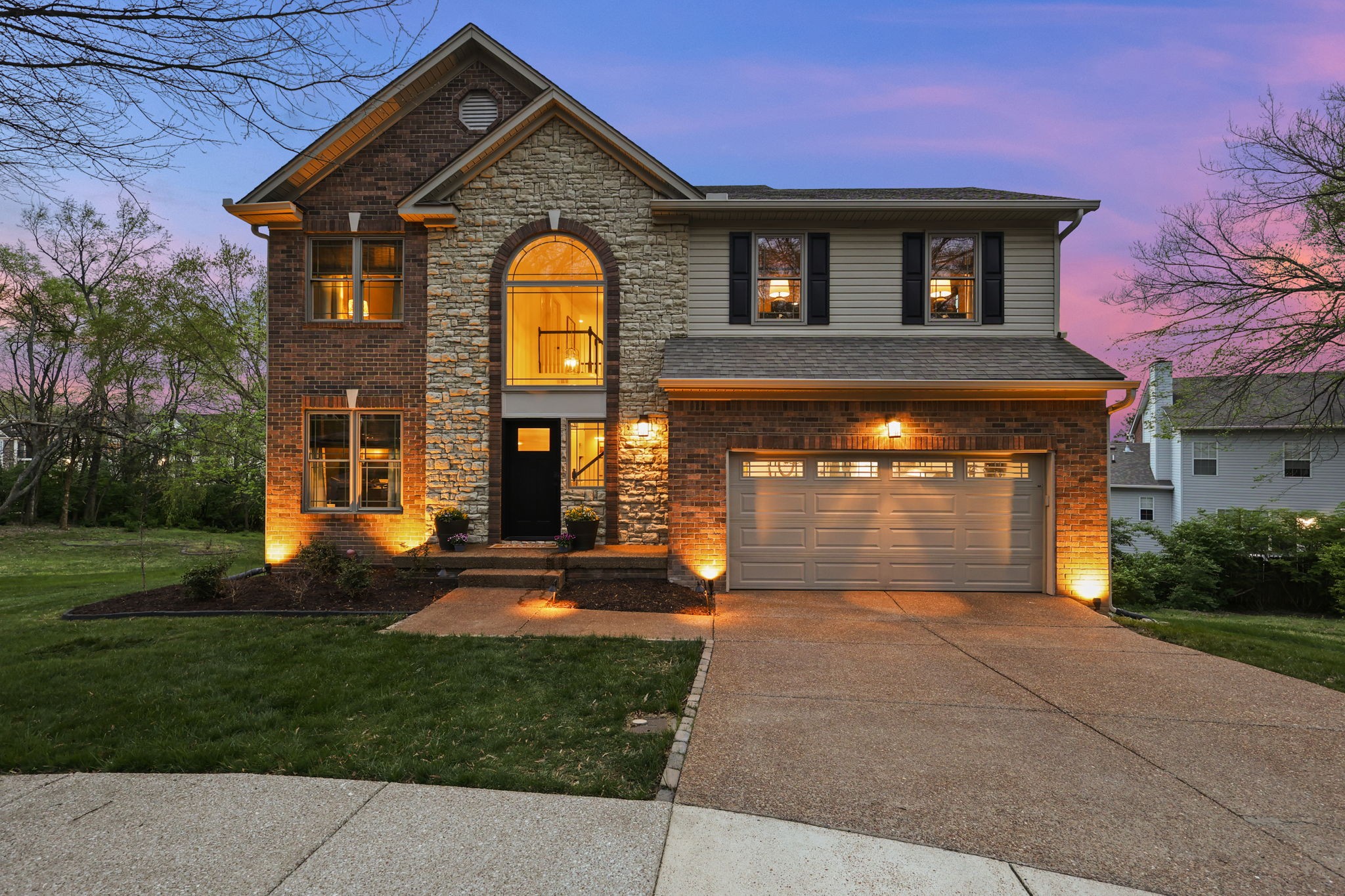 517 Hodges Ct