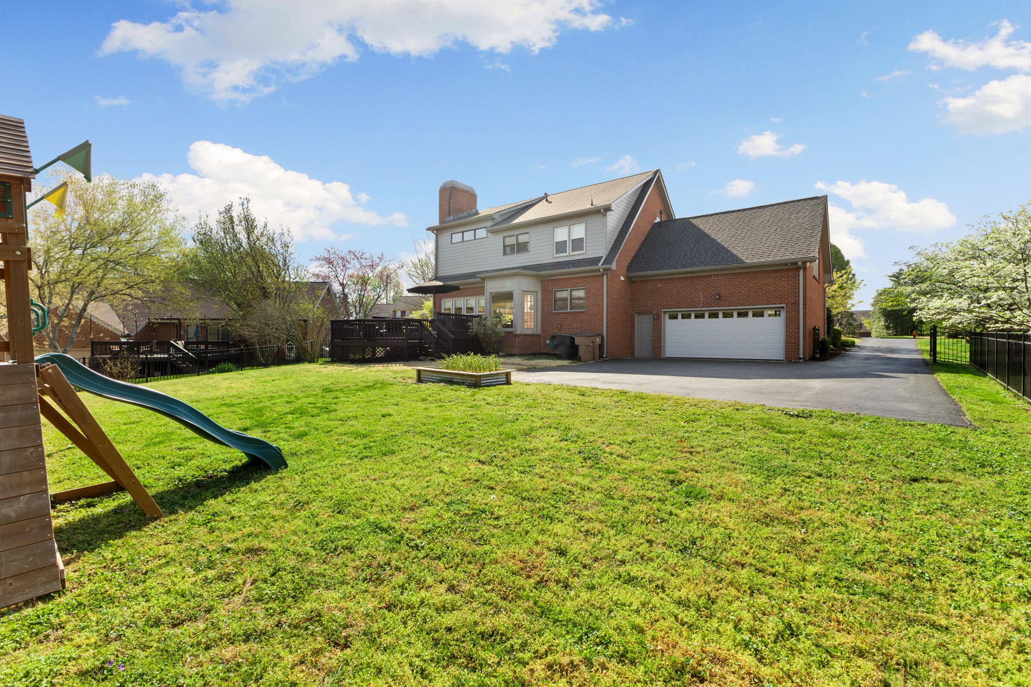 5920 Fireside Dr