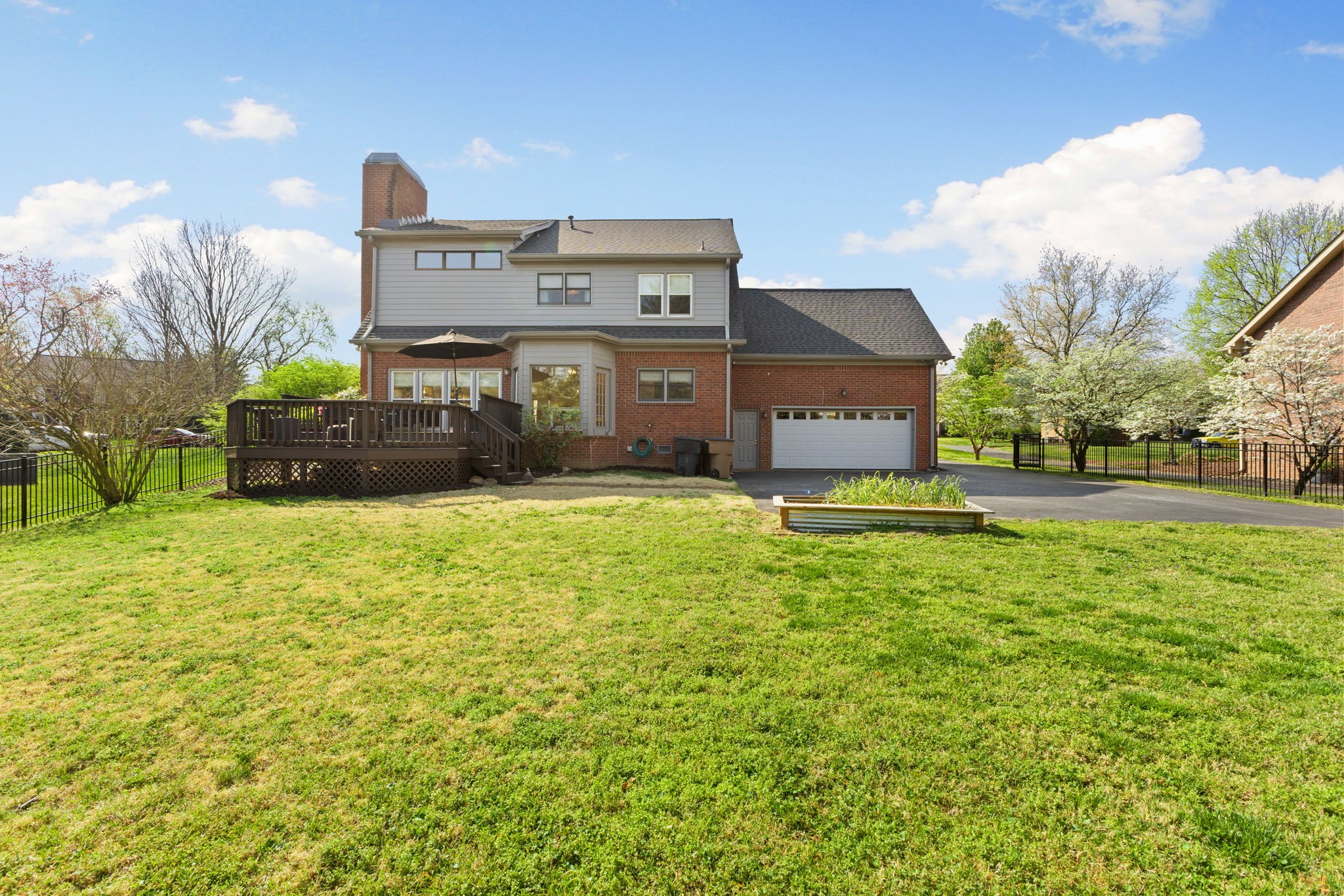 5920 Fireside Dr