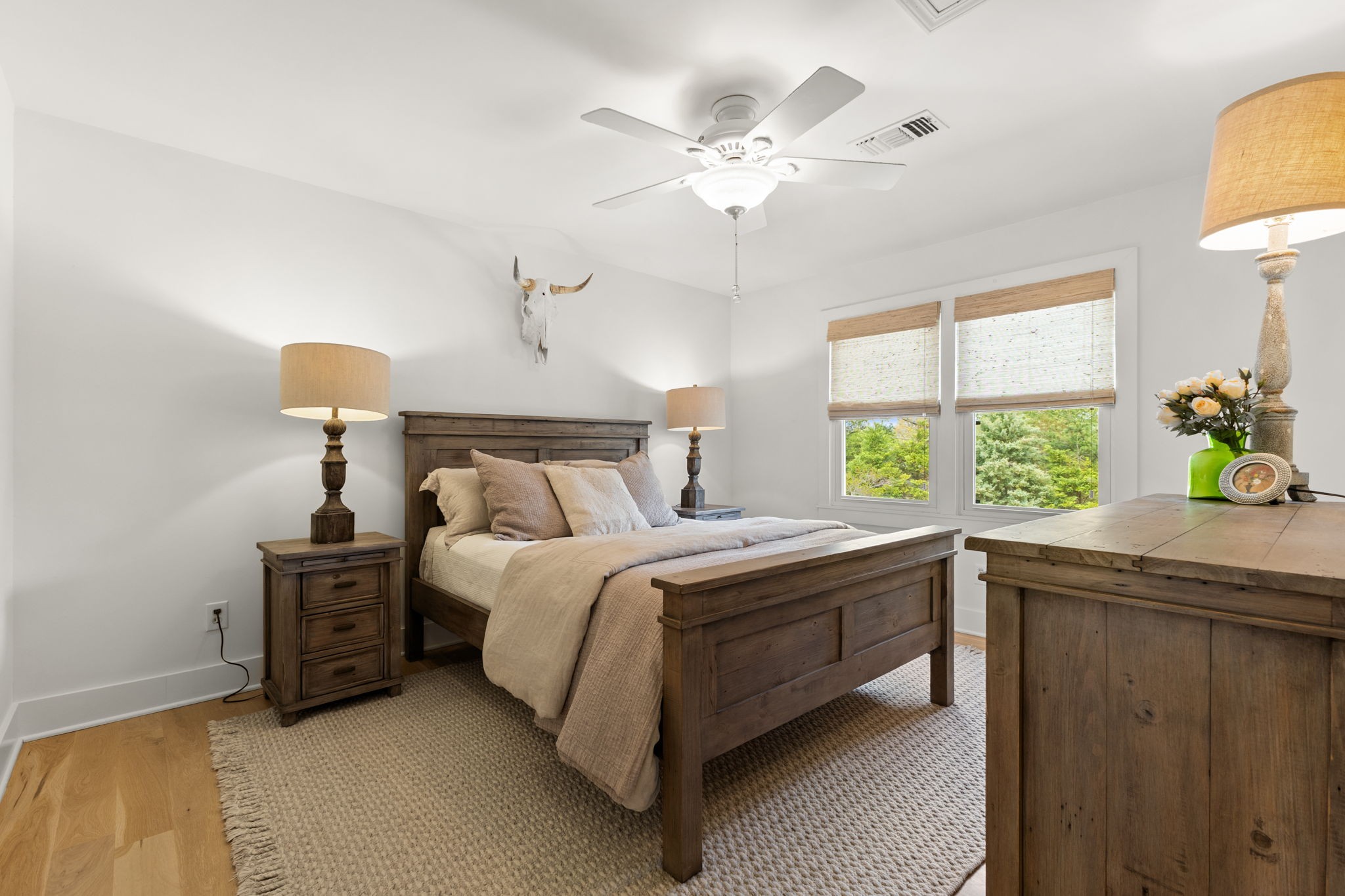5920 Fireside Dr