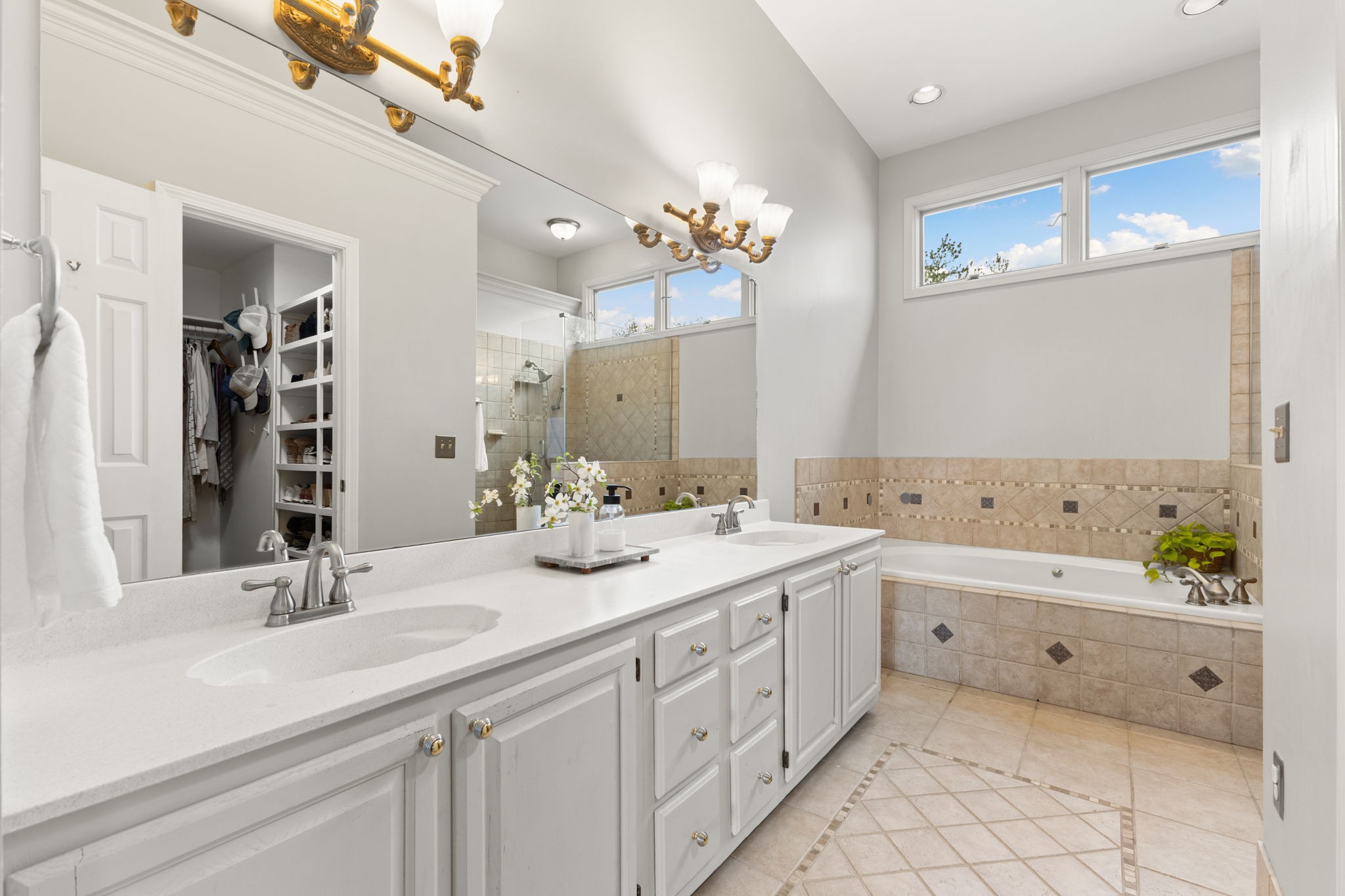 5920 Fireside Dr