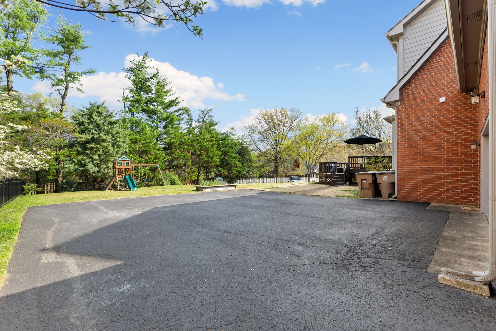 5920 Fireside Dr