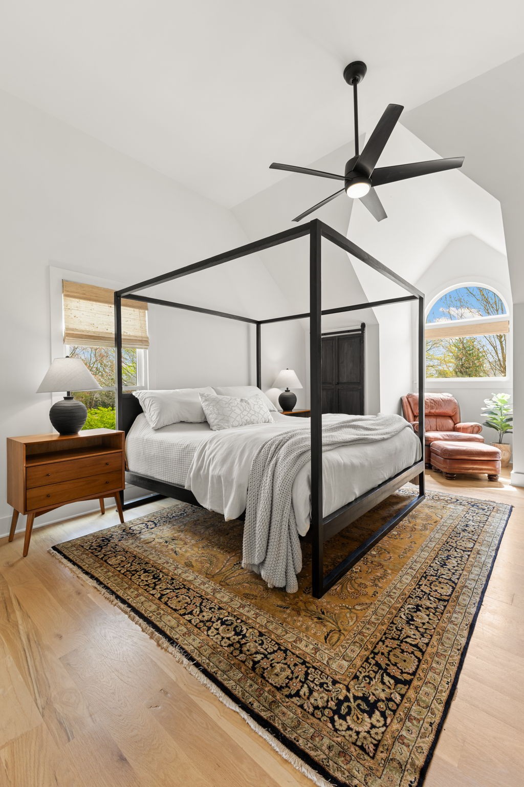 5920 Fireside Dr