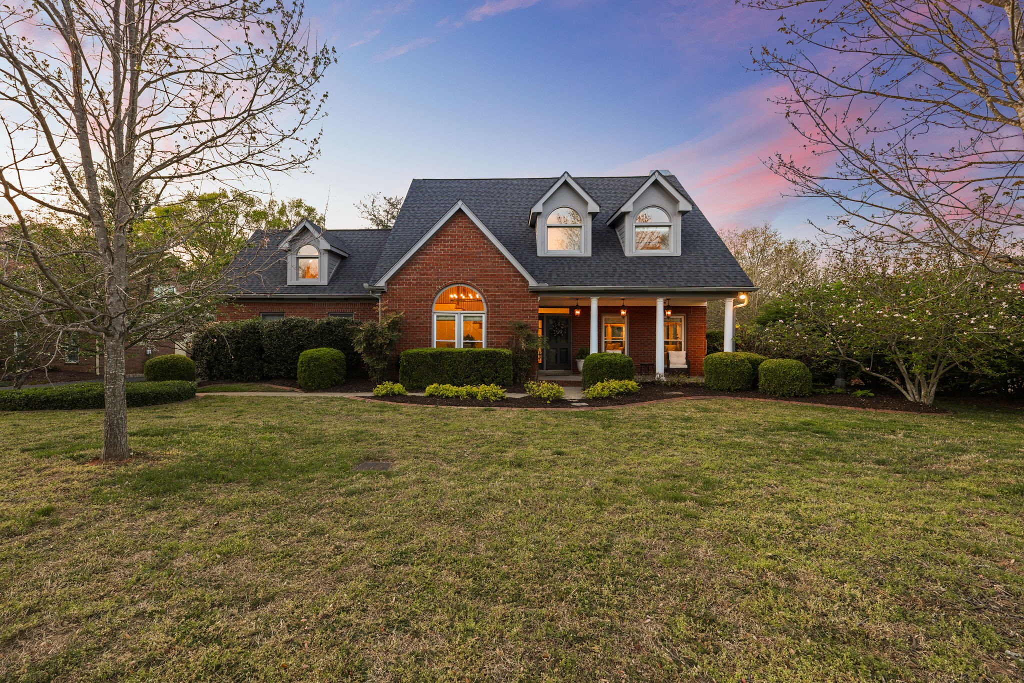 5920 Fireside Dr