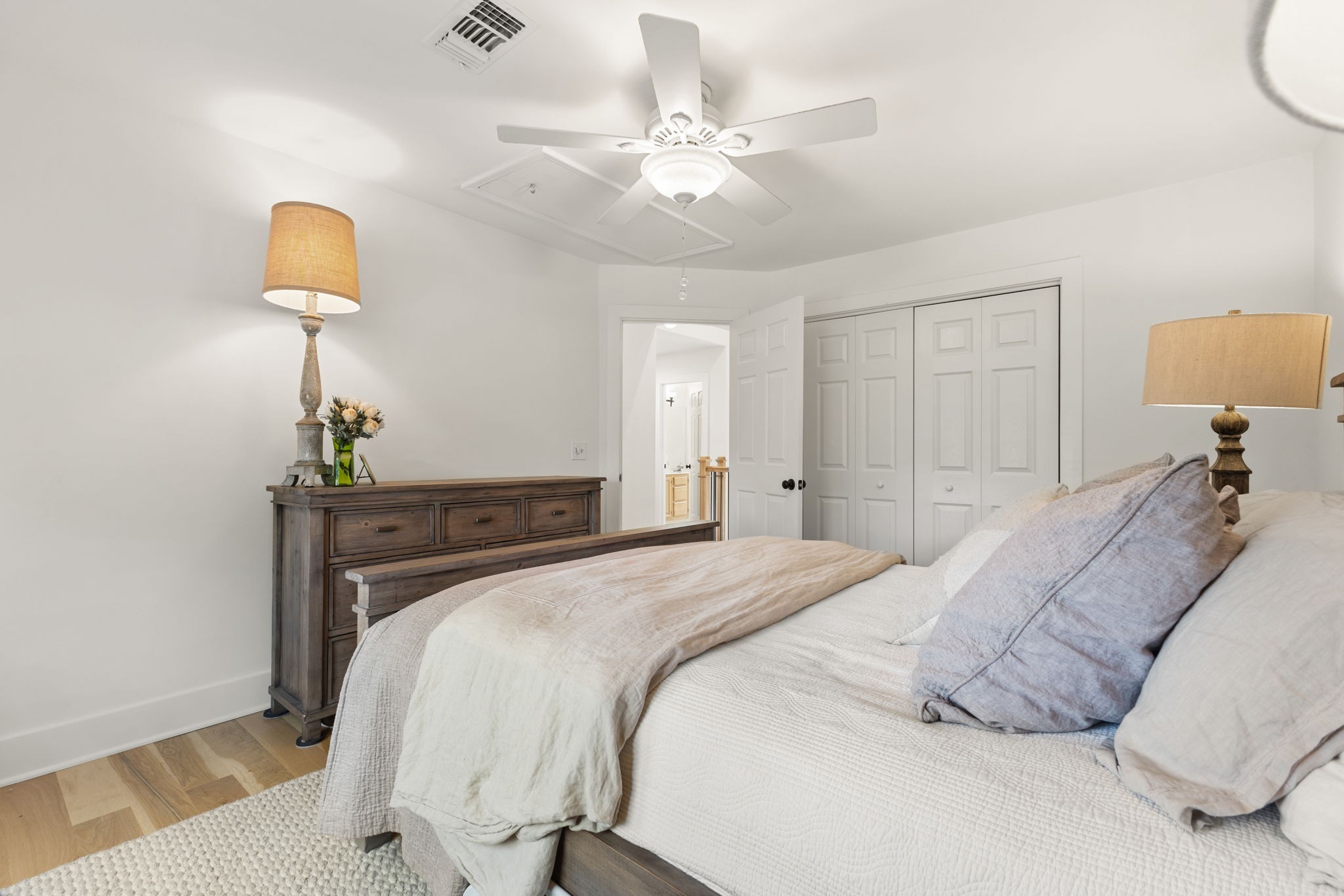 5920 Fireside Dr