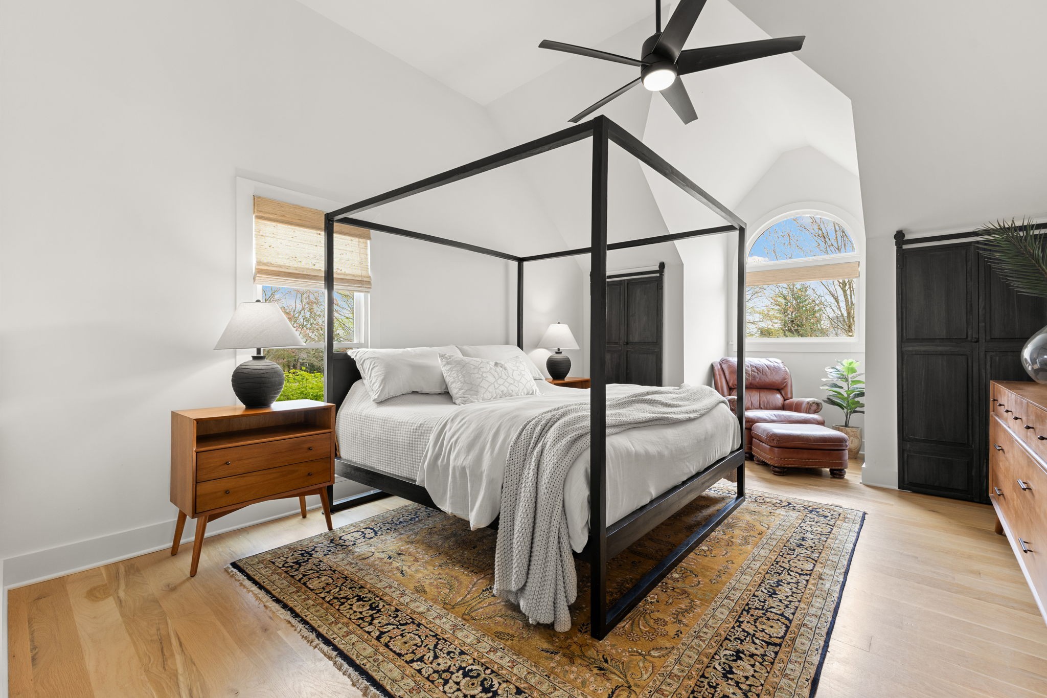 5920 Fireside Dr