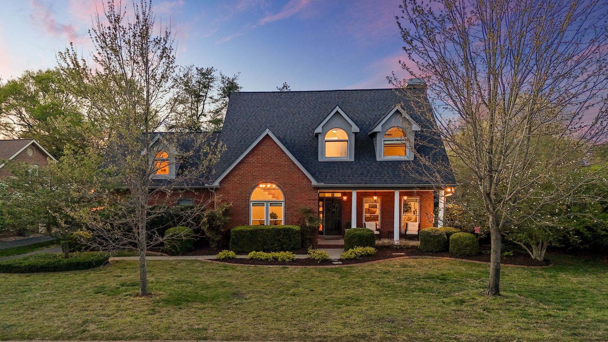 5920 Fireside Dr
