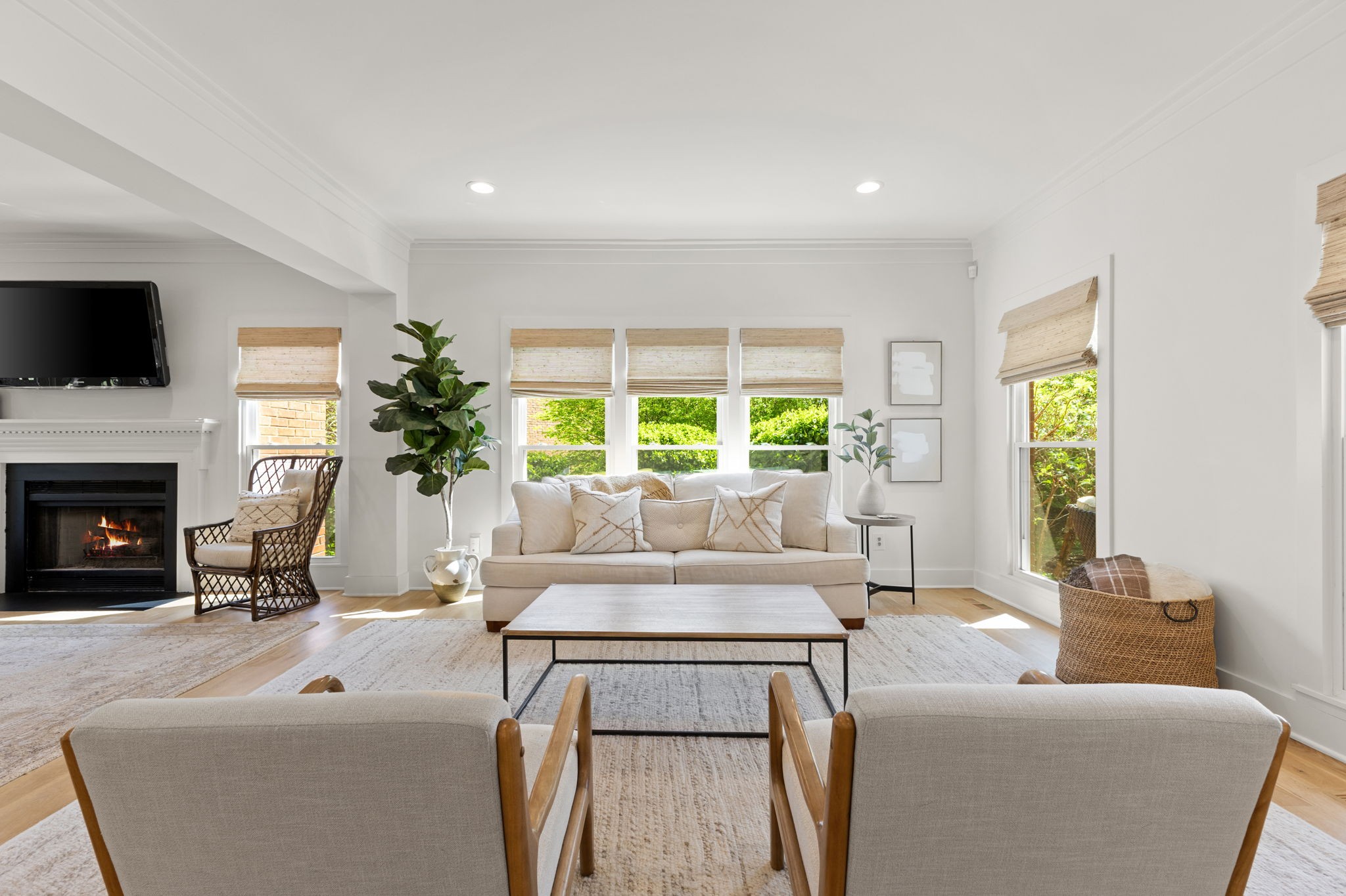 5920 Fireside Dr