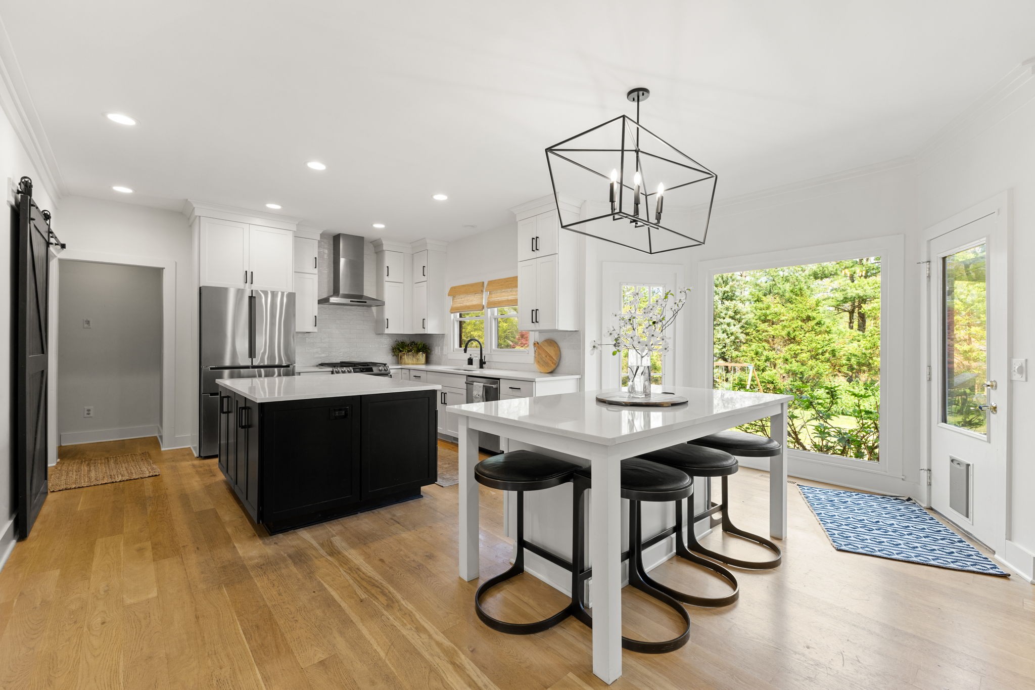 5920 Fireside Dr