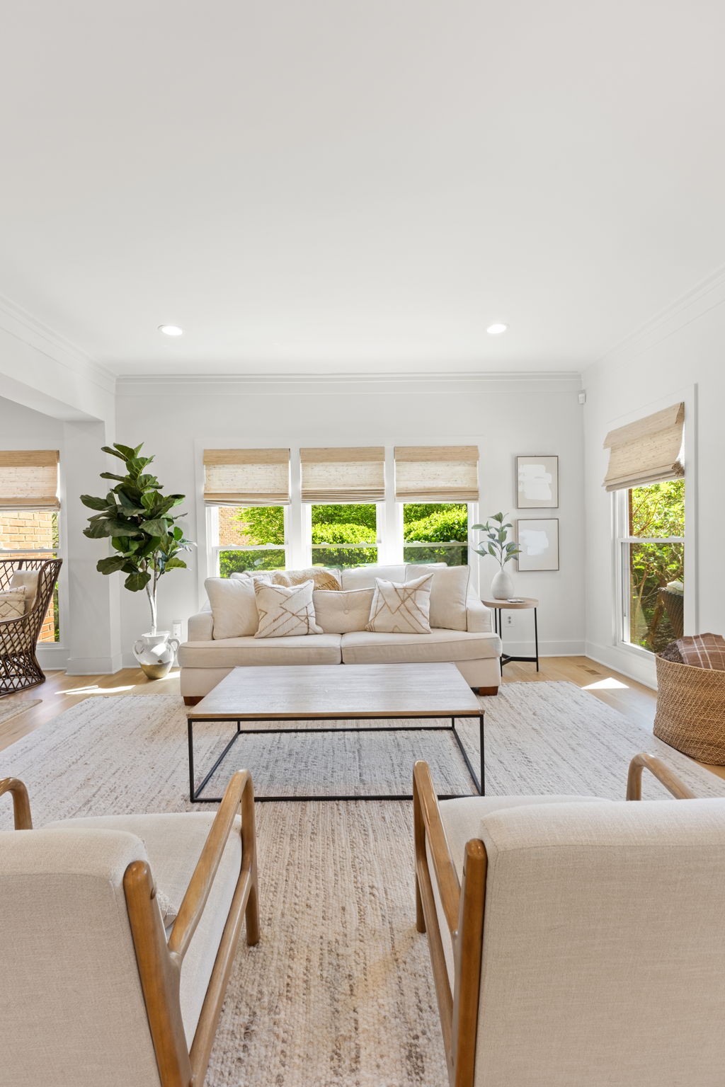 5920 Fireside Dr