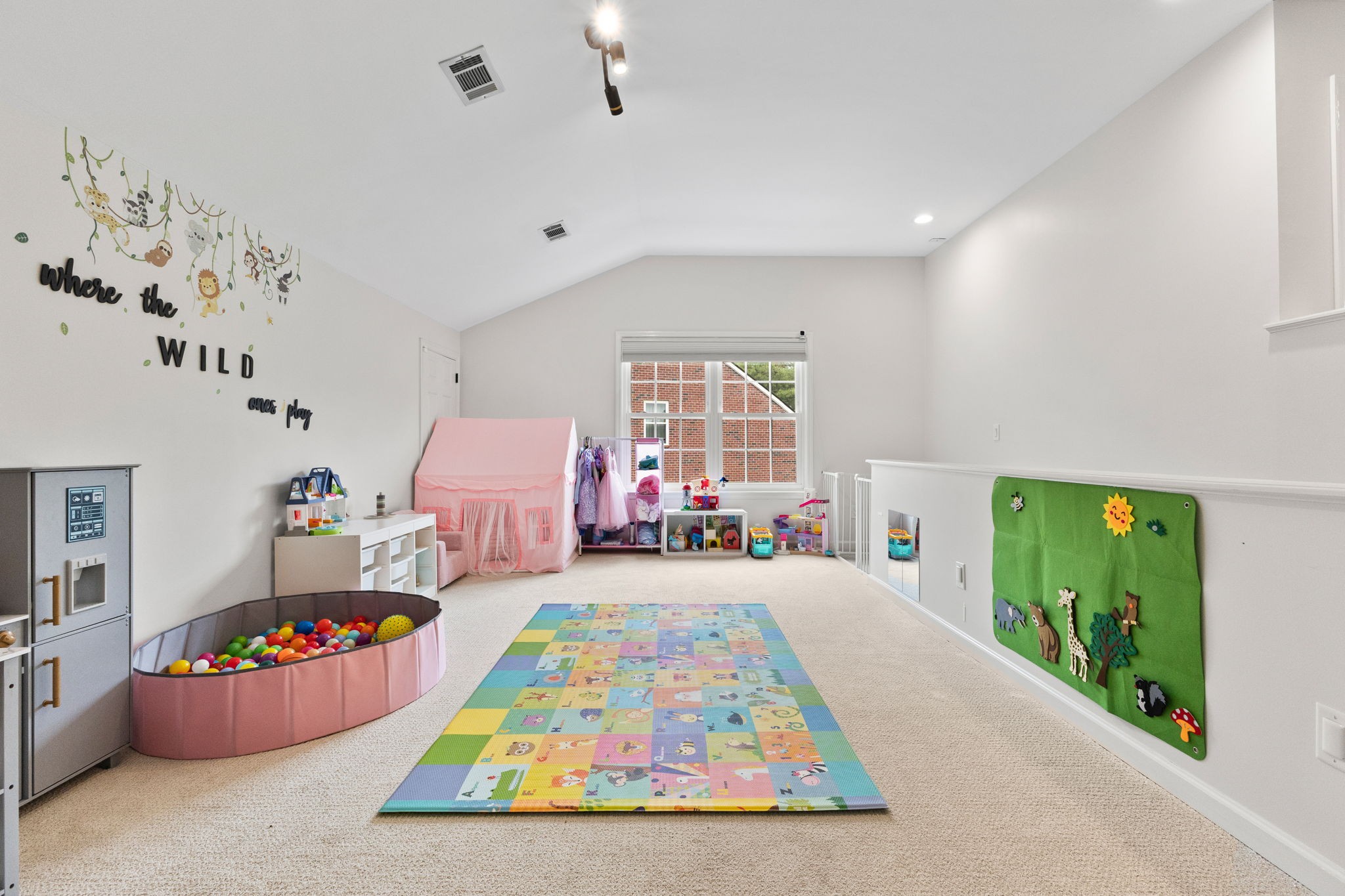 115 Allyson Ln