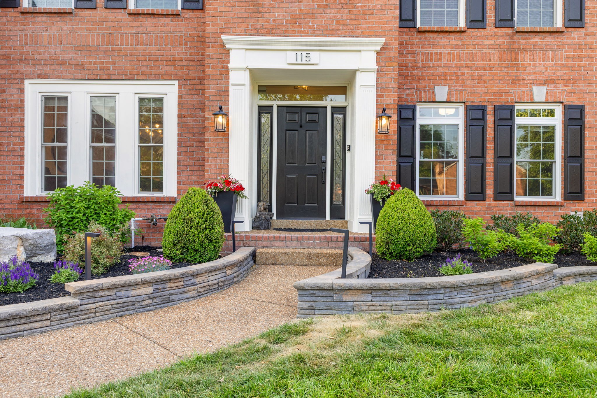 115 Allyson Ln